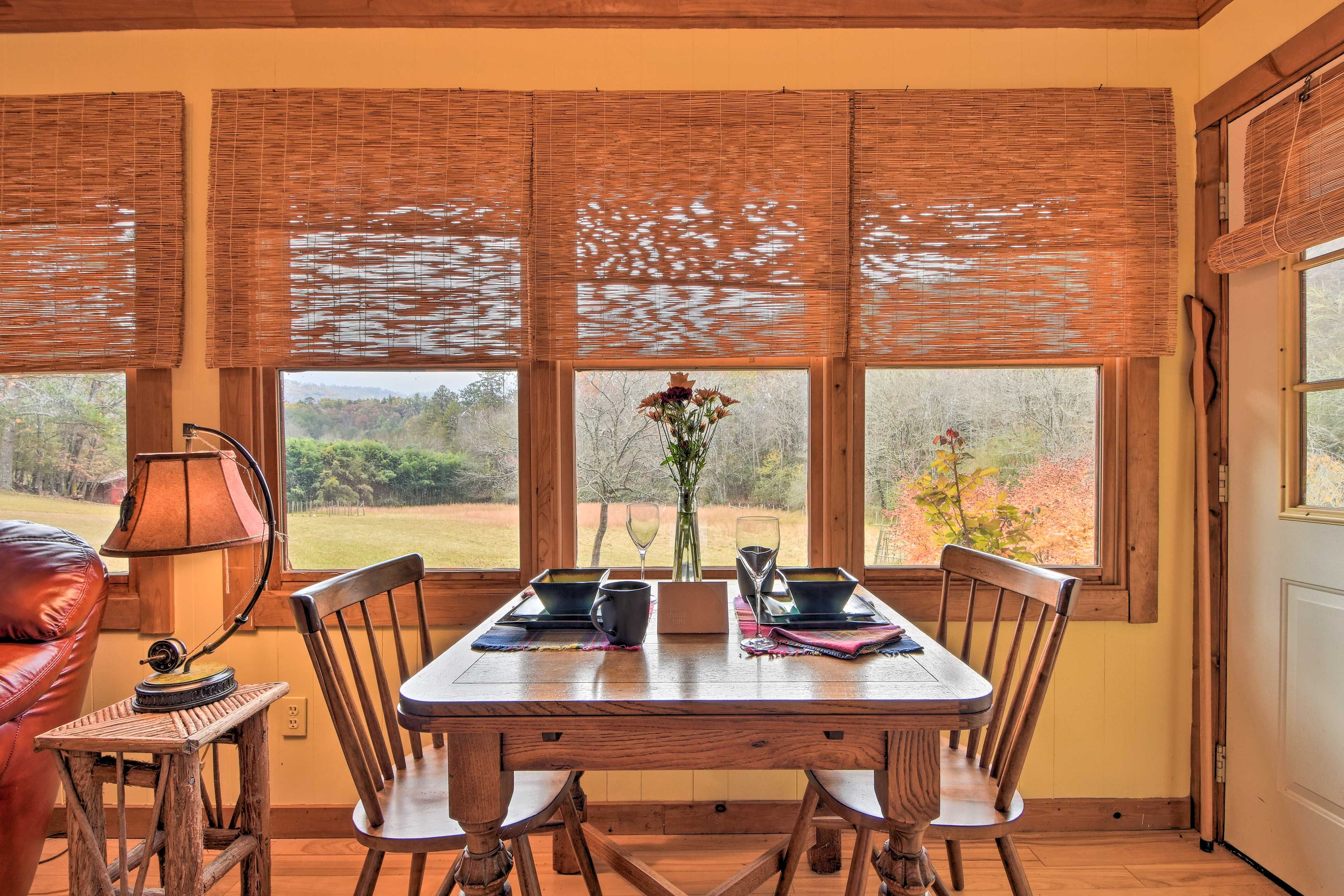 Dining Space | Dishware/Flatware