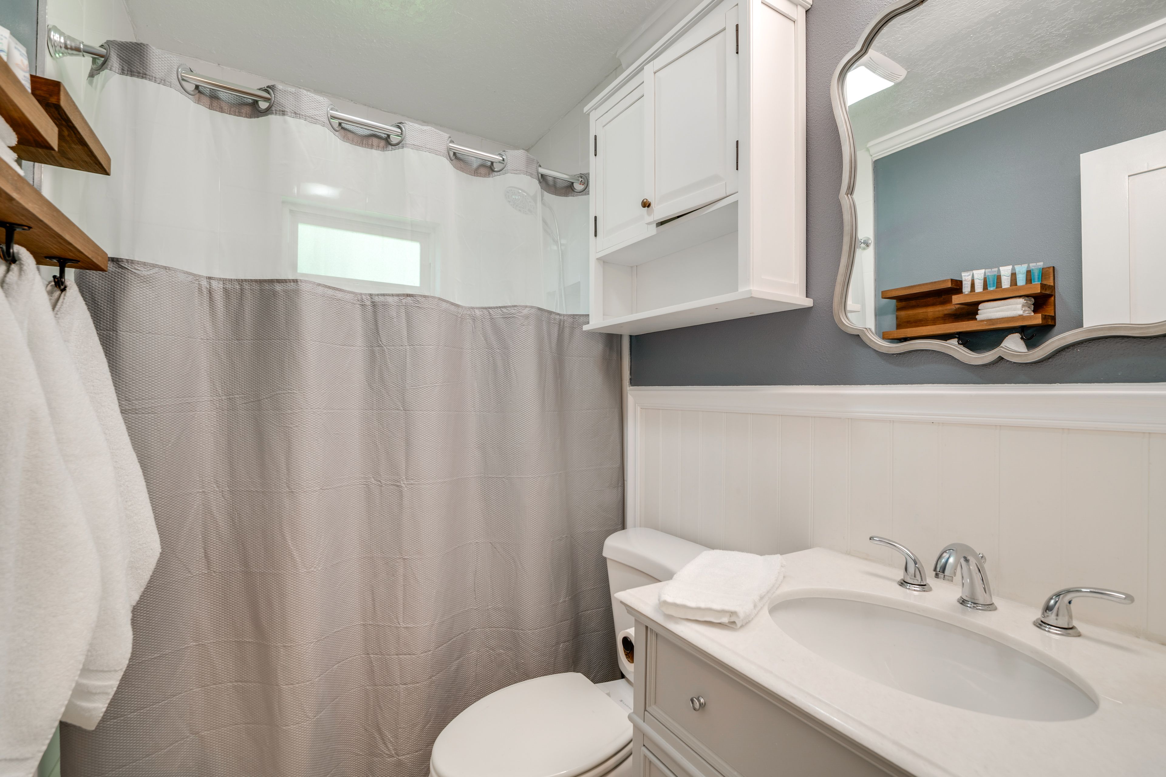 Bathroom | Towels Provided