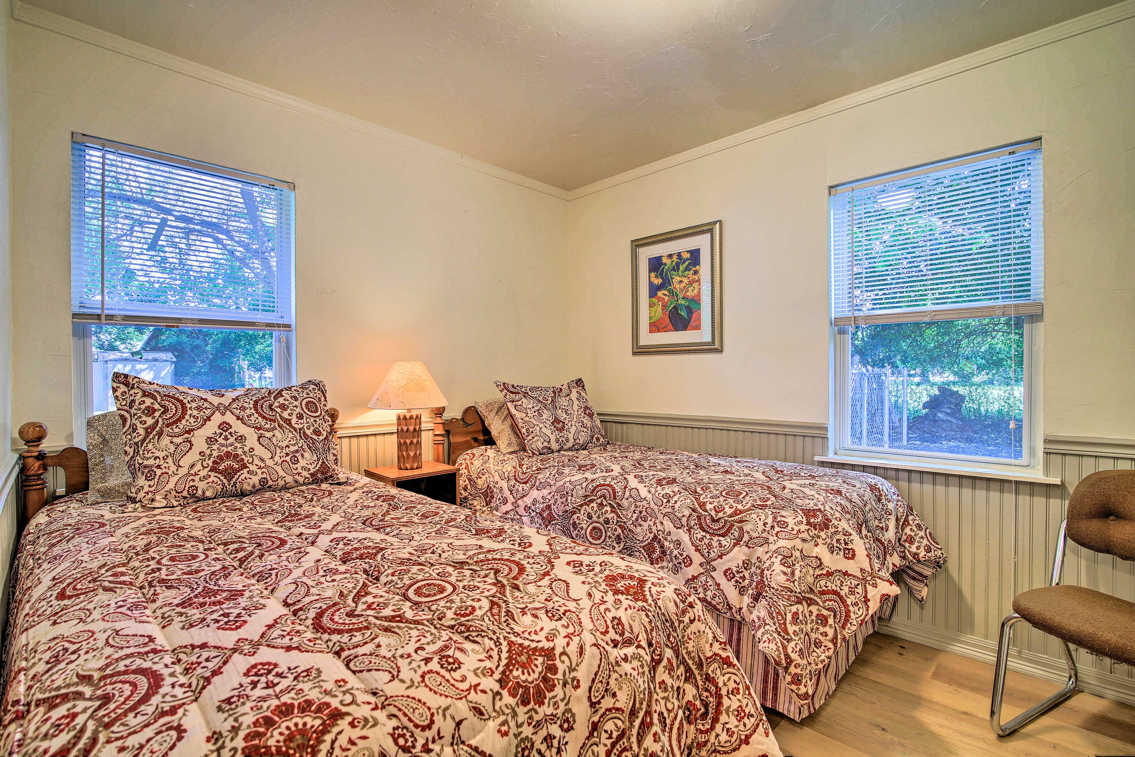 Bedroom 3 | 2 Twin Beds