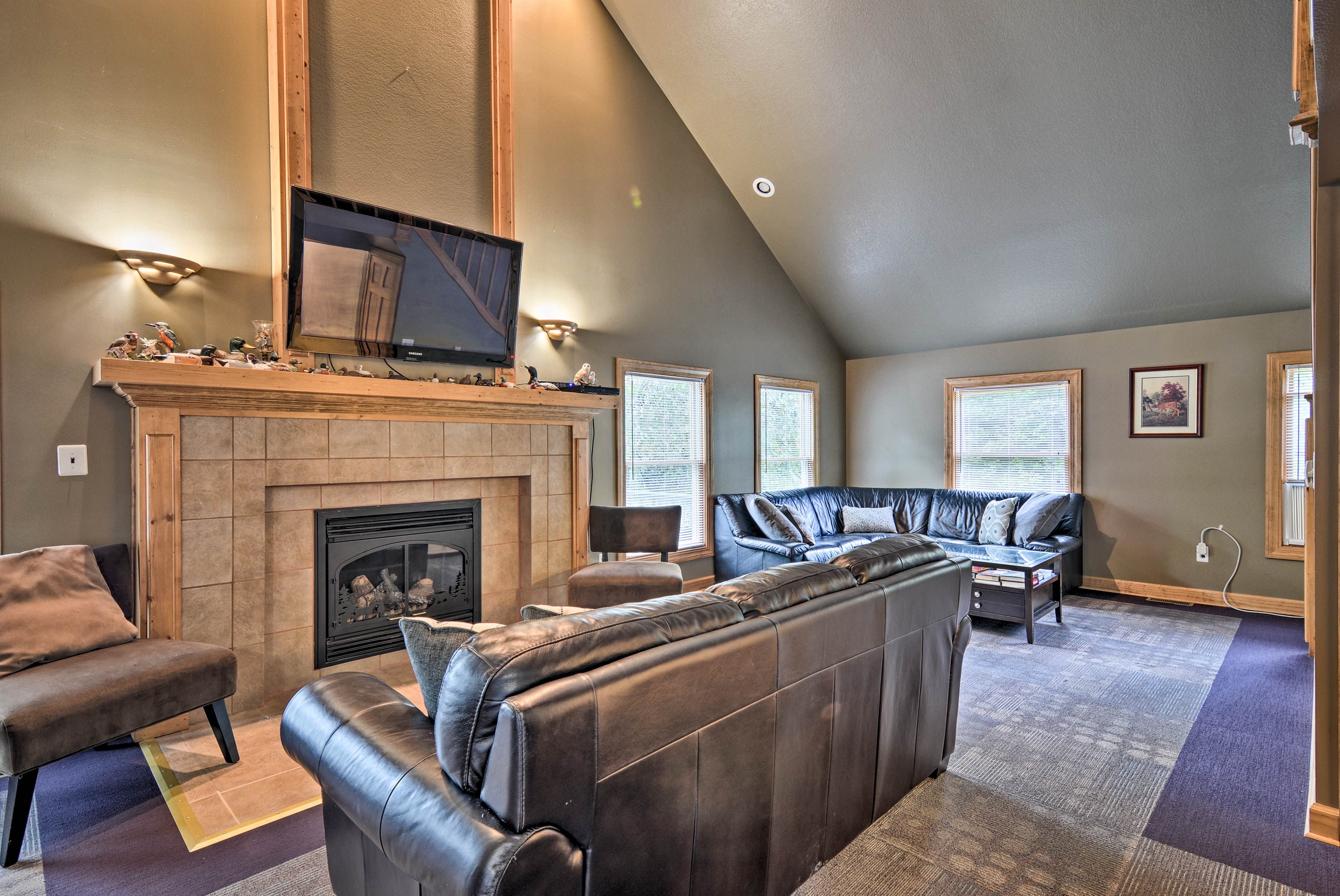 Interior | Fireplace