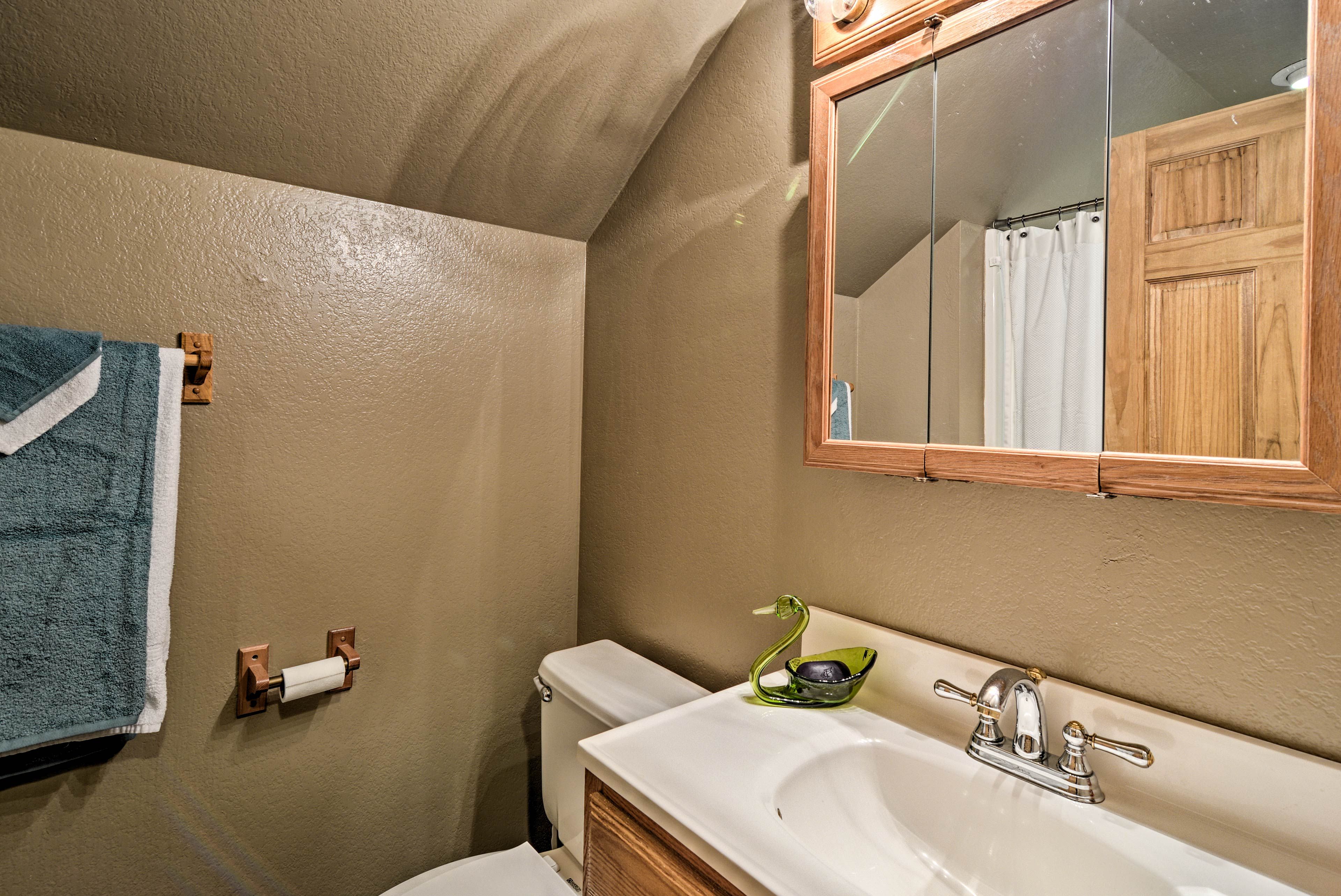 Full Bathroom