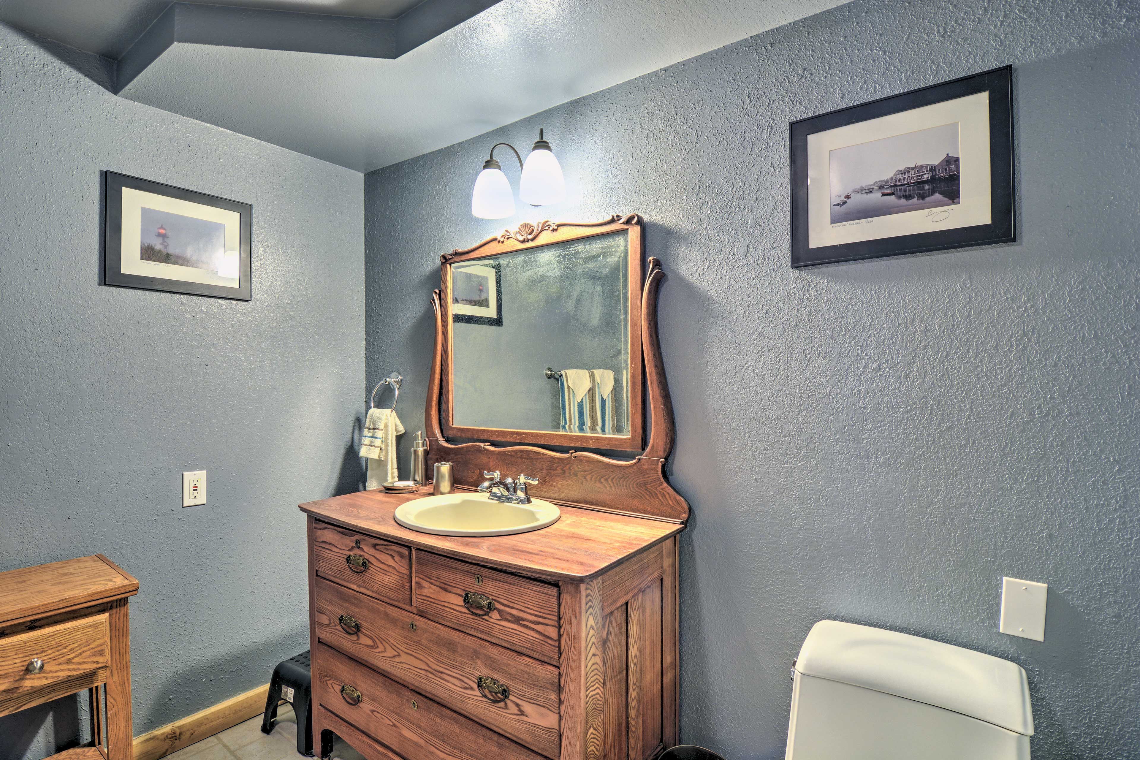 En-Suite Bathroom