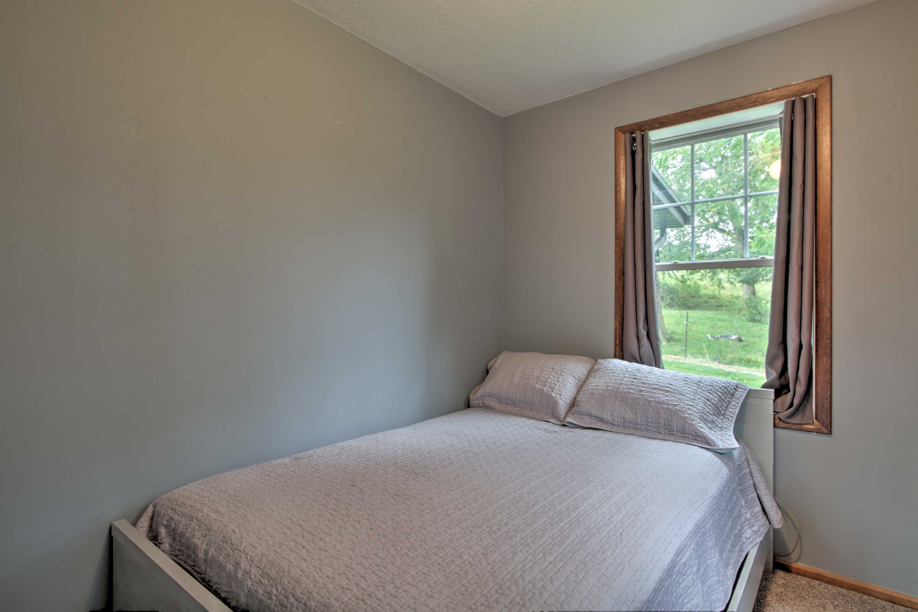 Bedroom 1 | Full Bed | Linens Provided