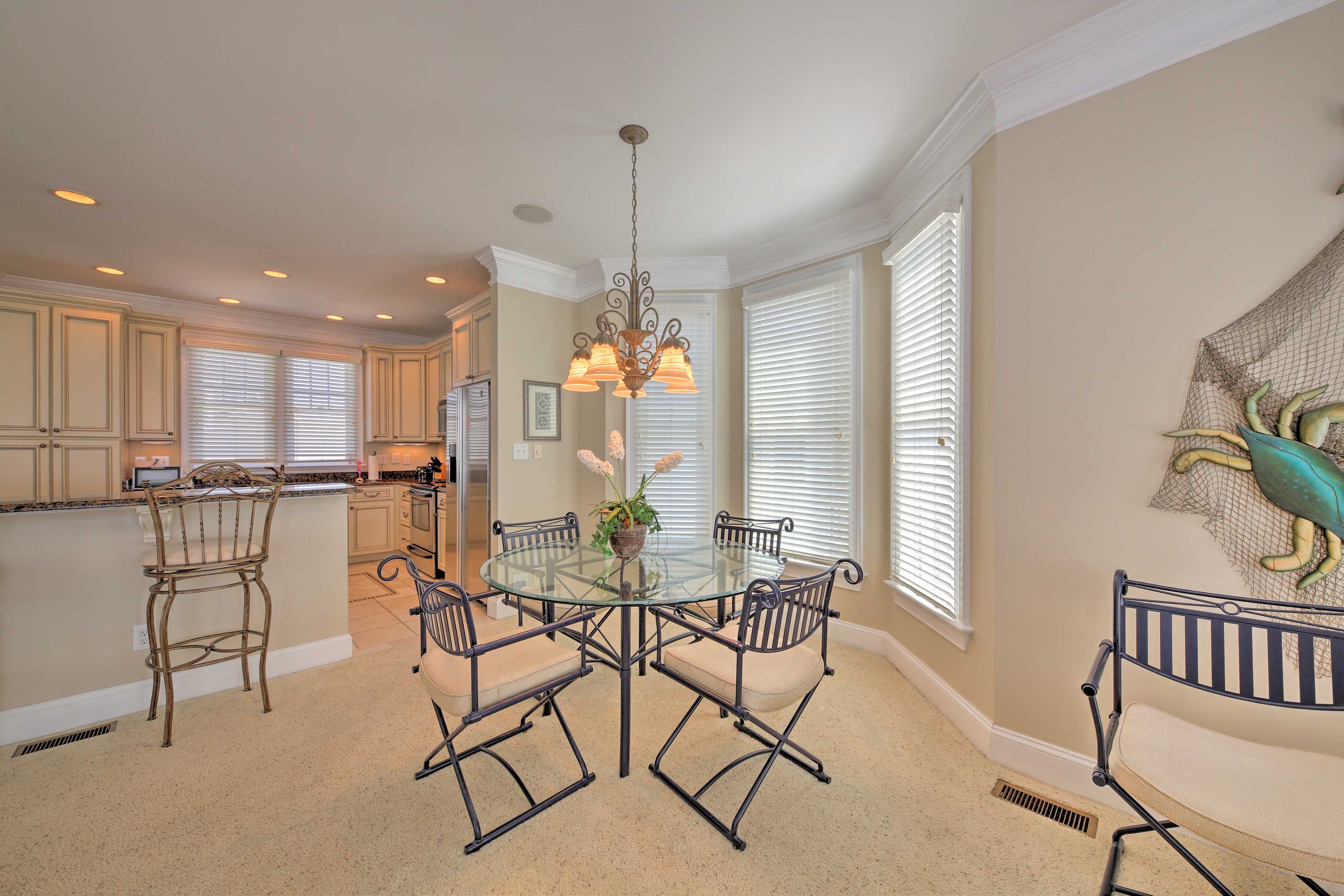 Dining Table | Dishware & Flatware Provided
