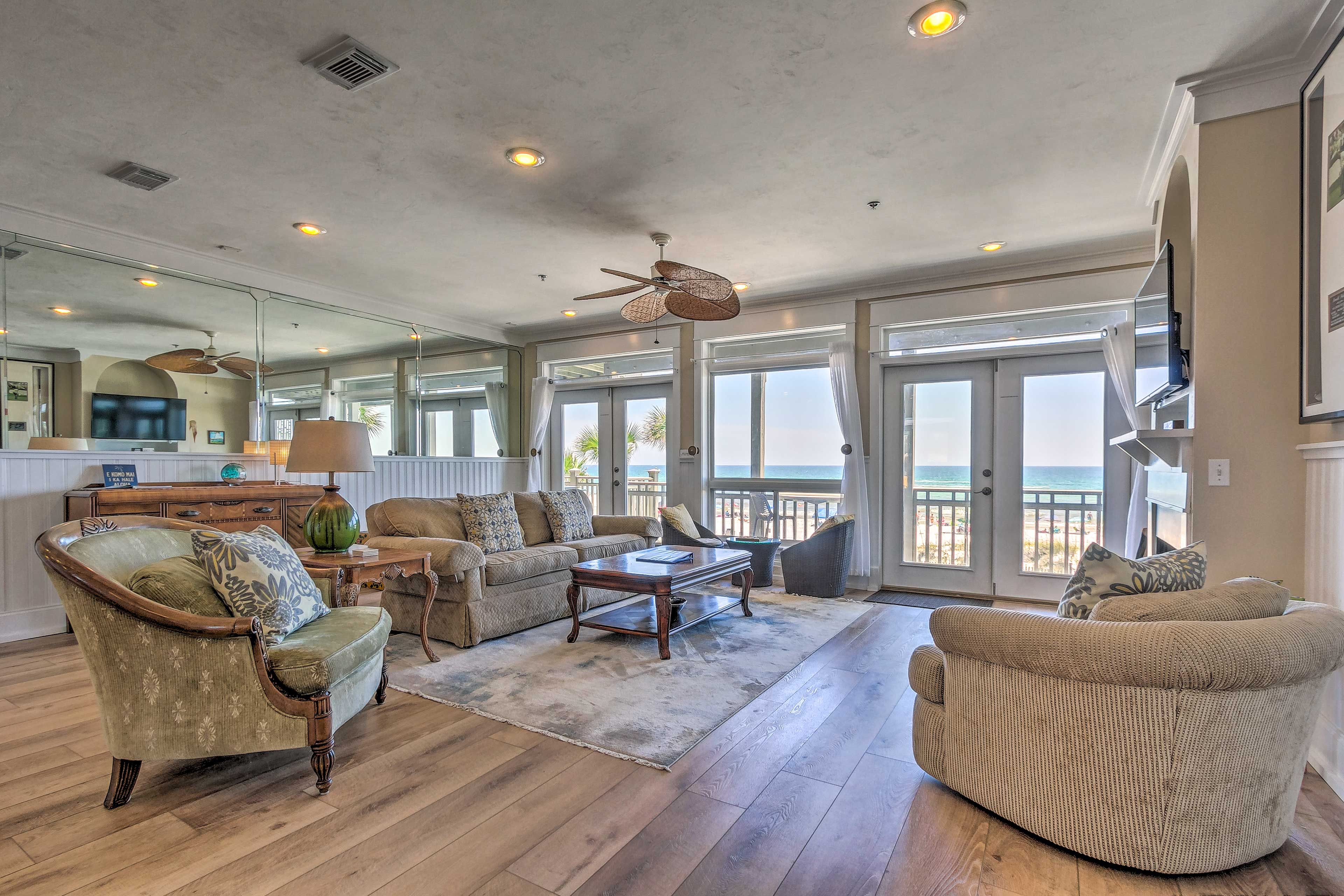 Enjoy those gorgeous ocean views.