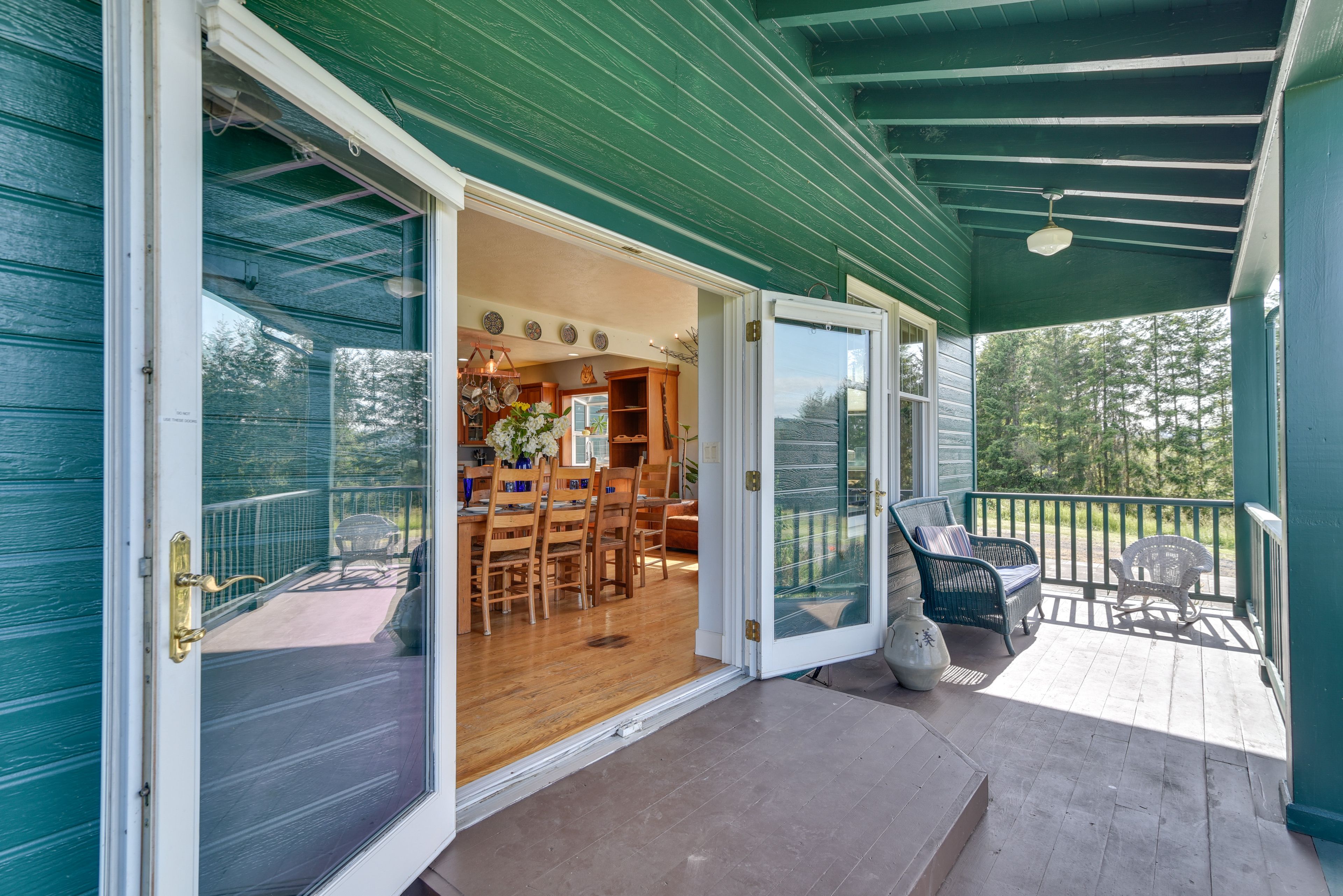Wraparound Porch