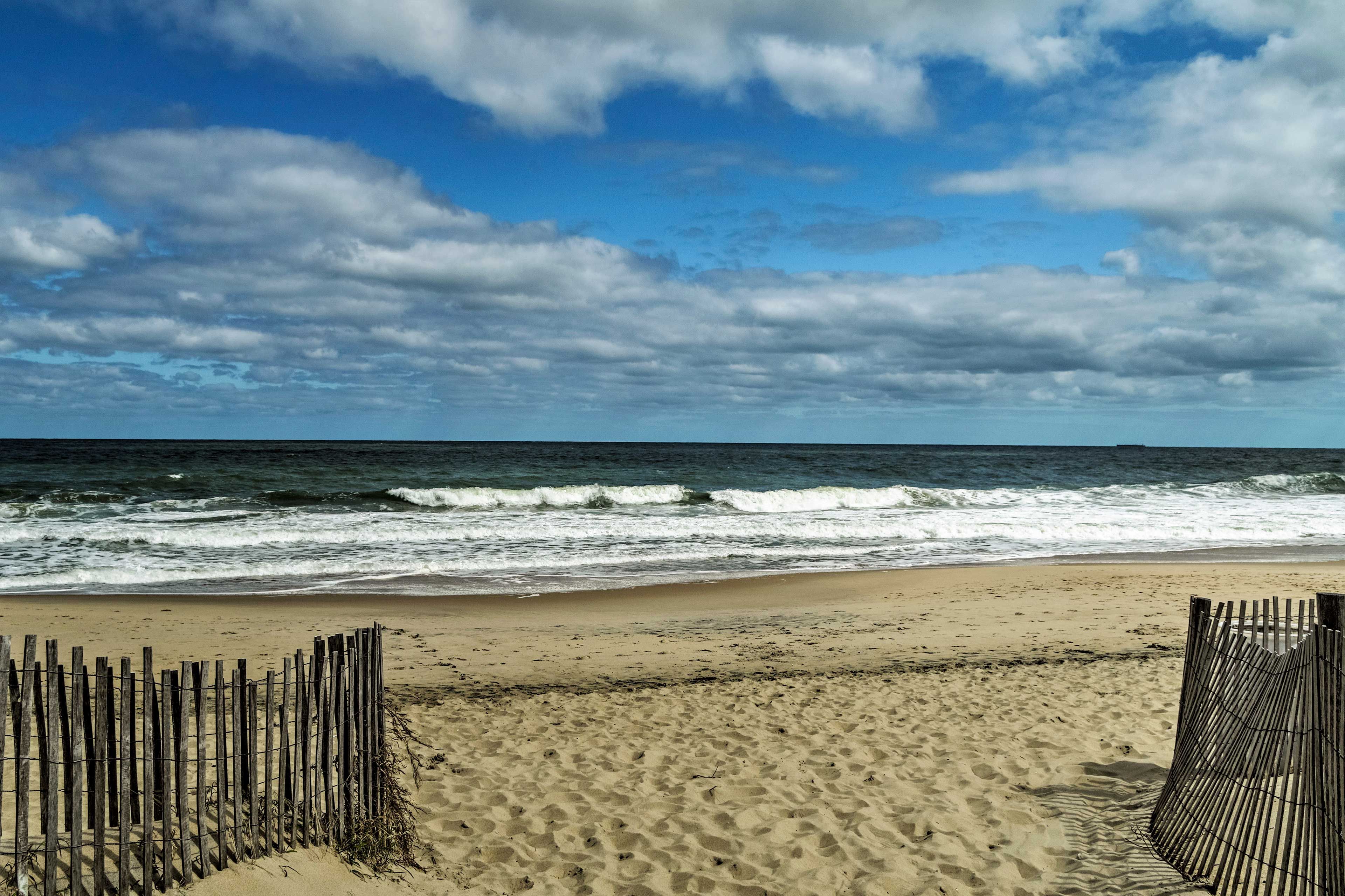 You'll never get seasick of the stunning ocean views.