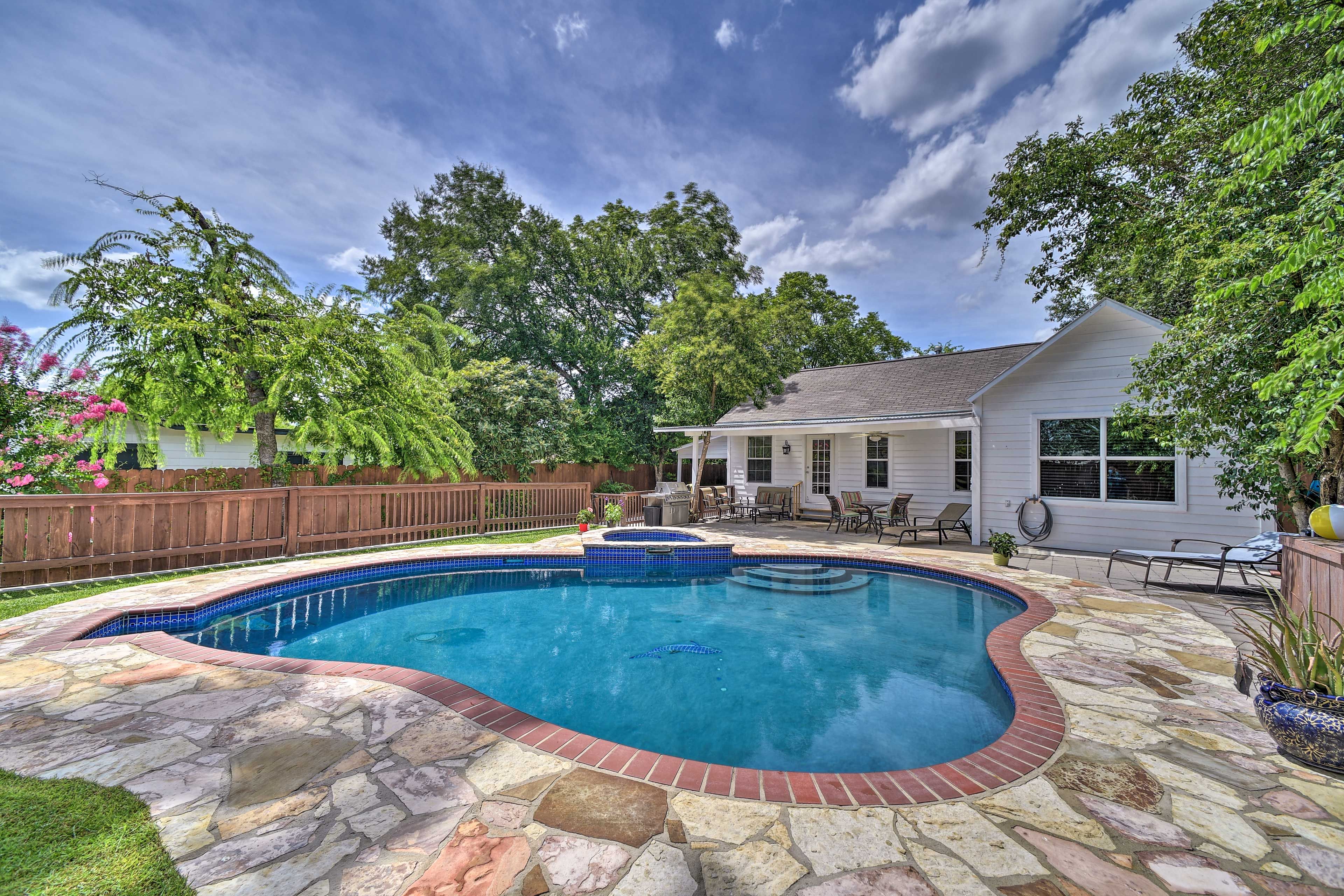 Backyard | Private Pool | Patio