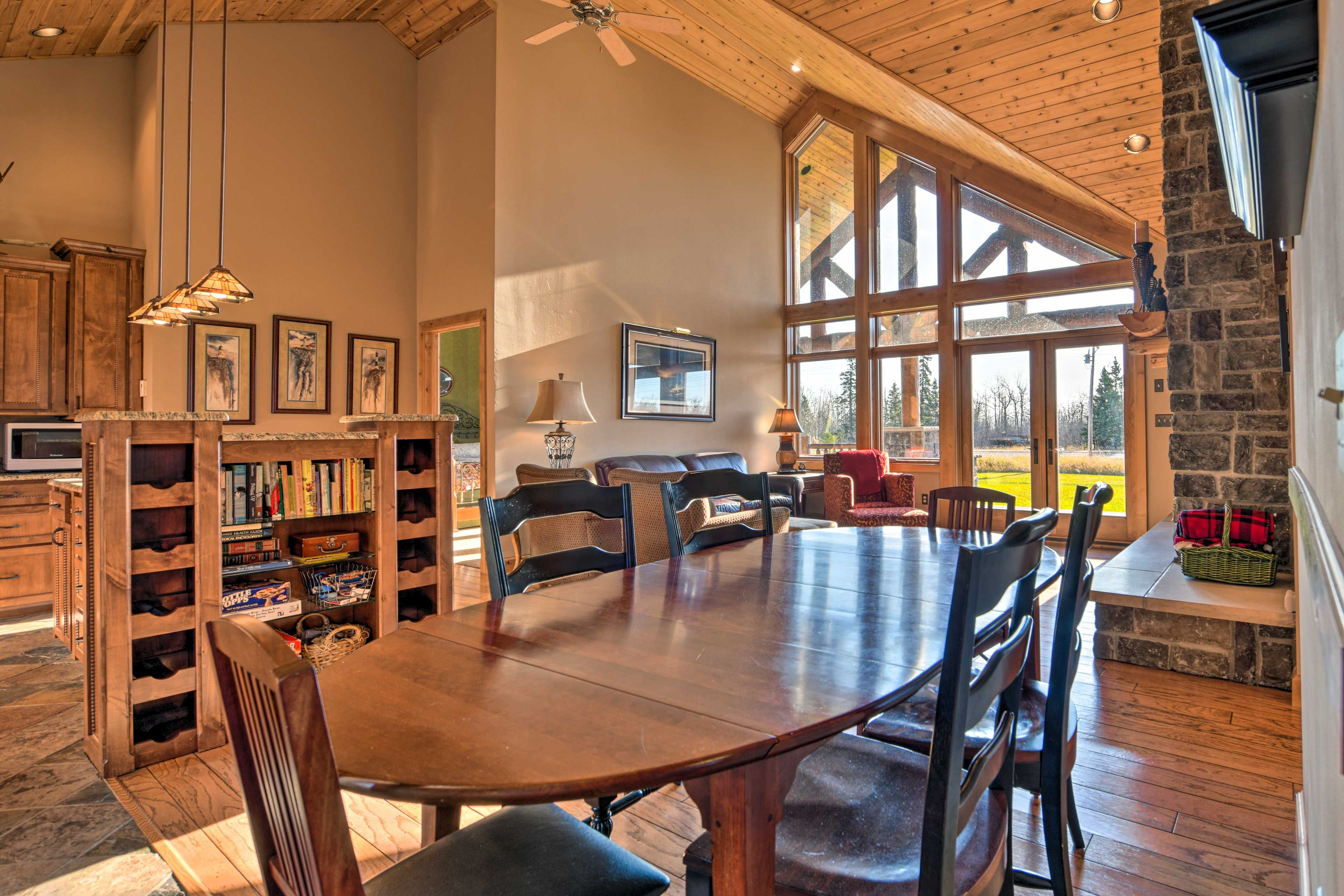Dining Area | Dishware & Flatware