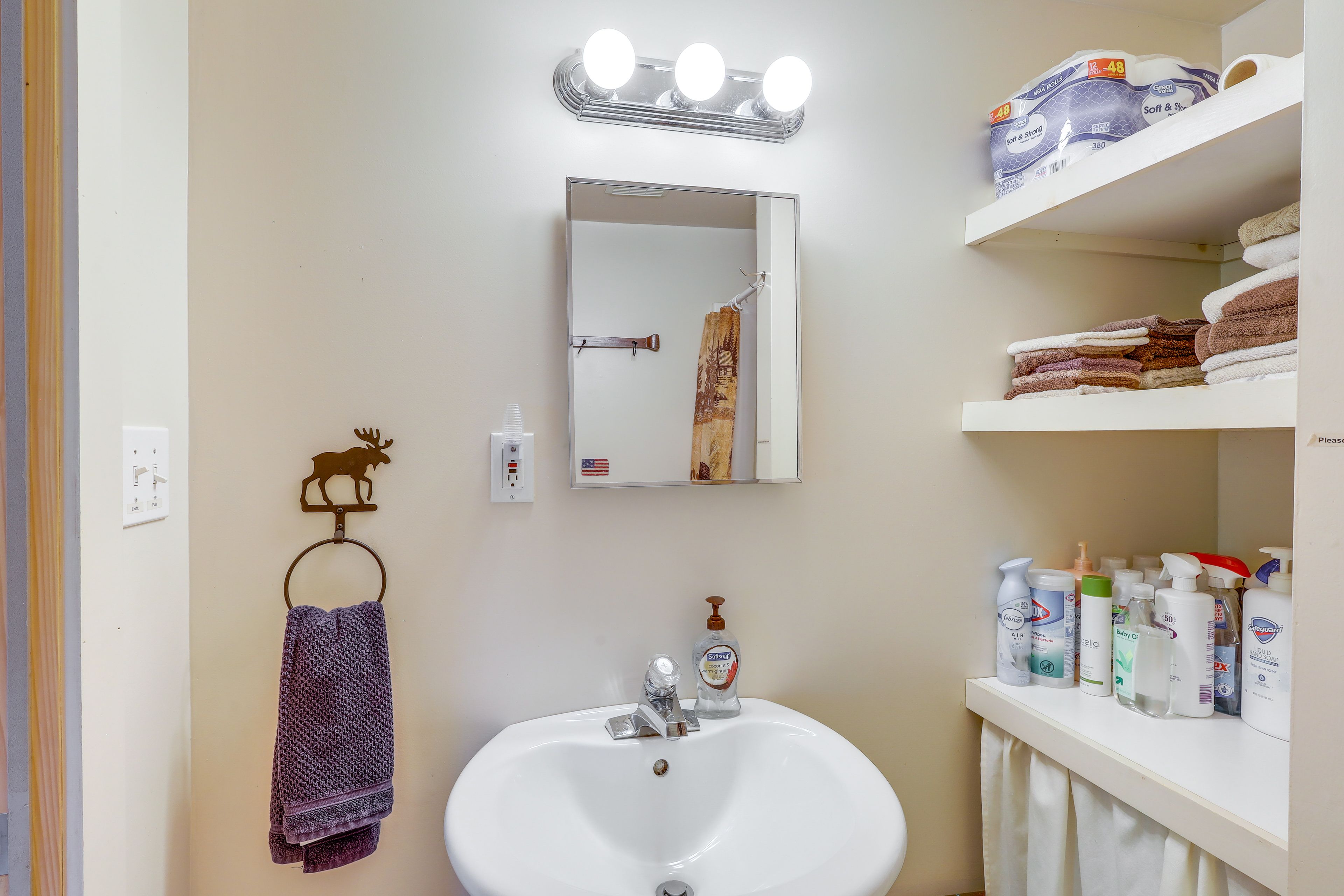 Full Bathroom | Shower