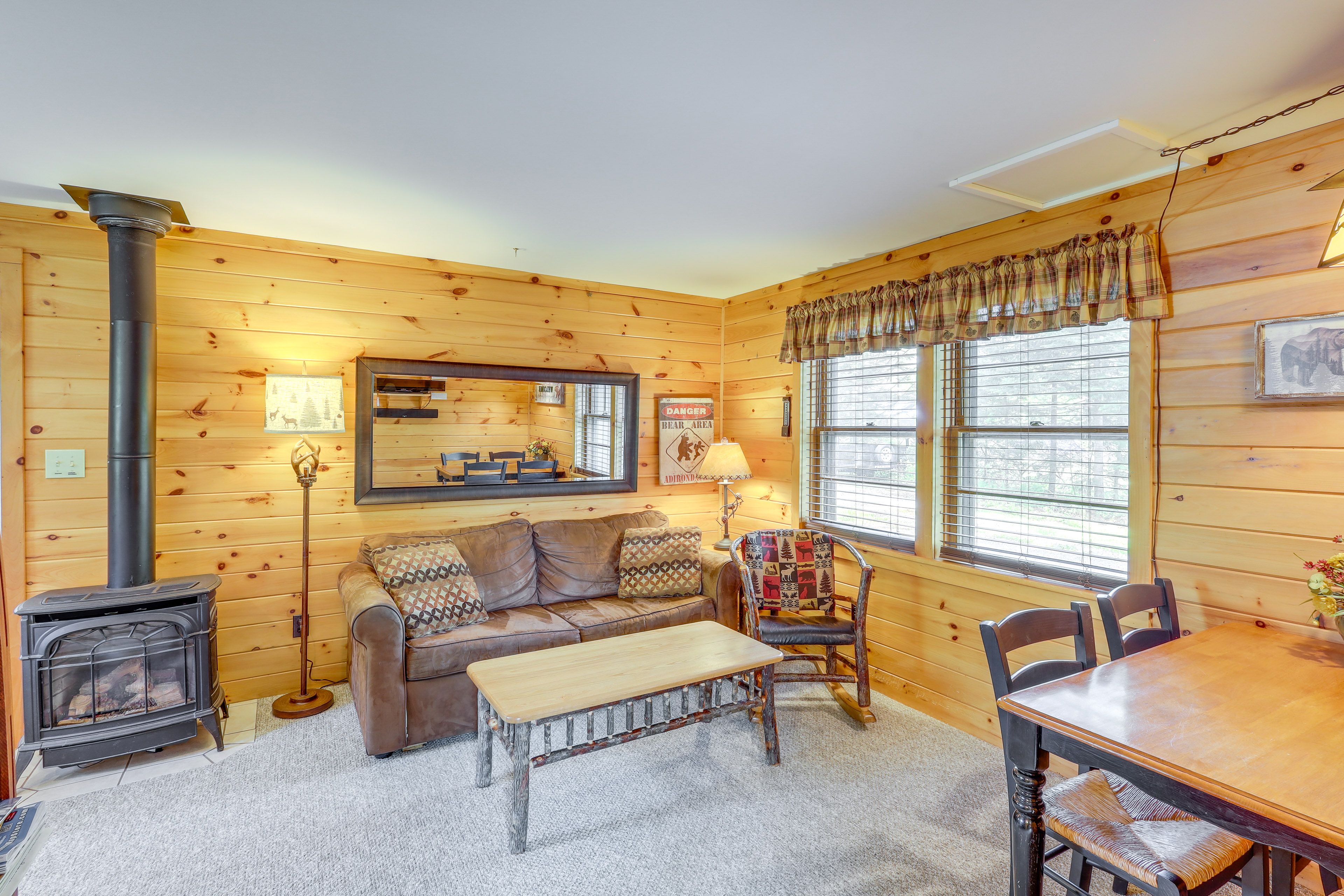 Living Room | Sleeper Sofa | Window A/C (Seasonal) | Baseboard Heat | Free WiFi
