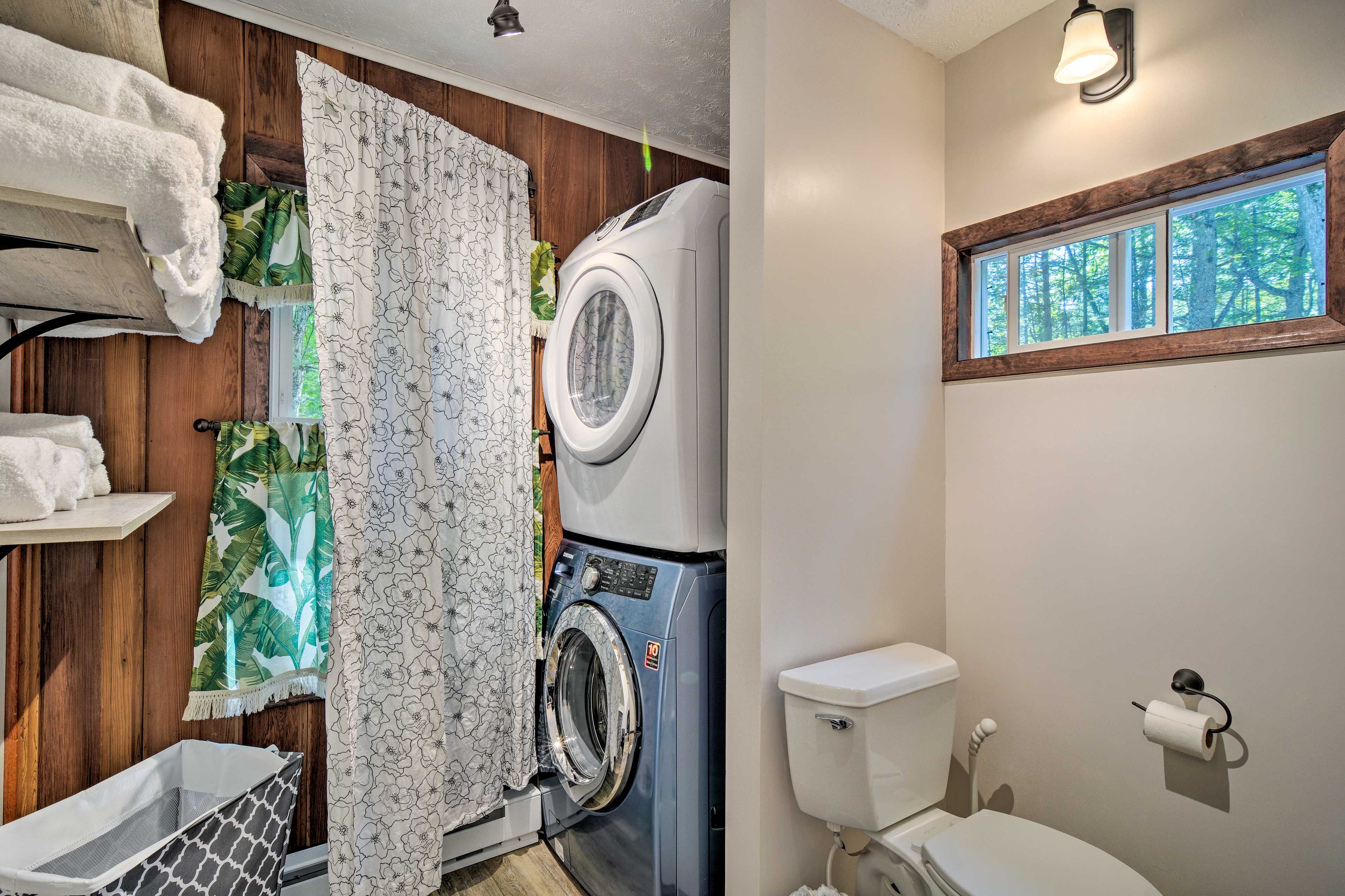 Oh, there's also stacked laundry machines!