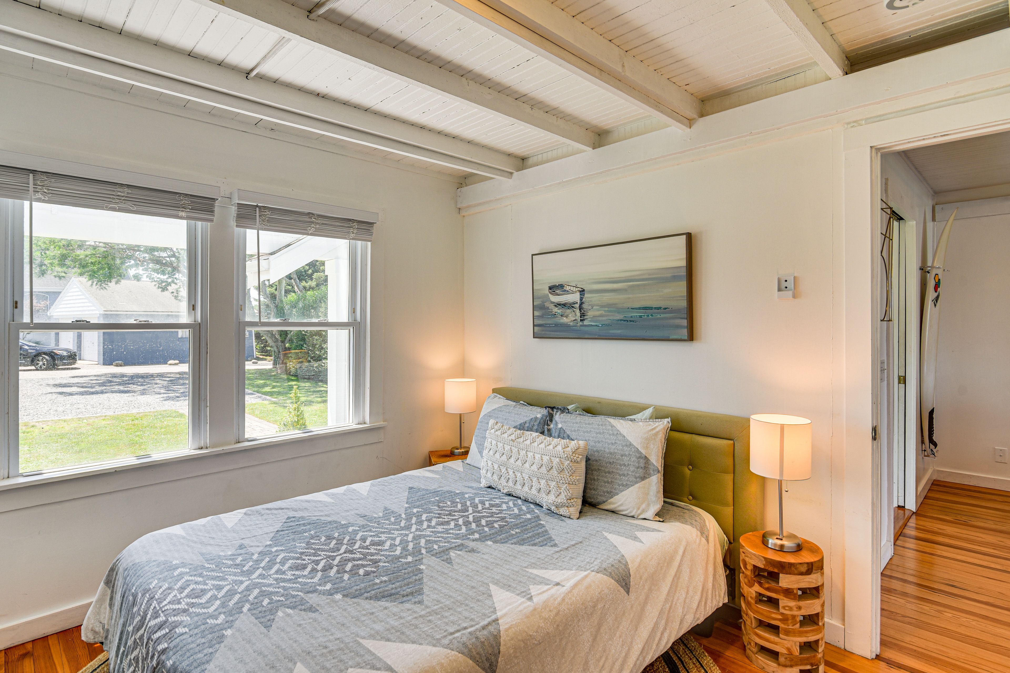 Bedroom 1 | Queen Bed