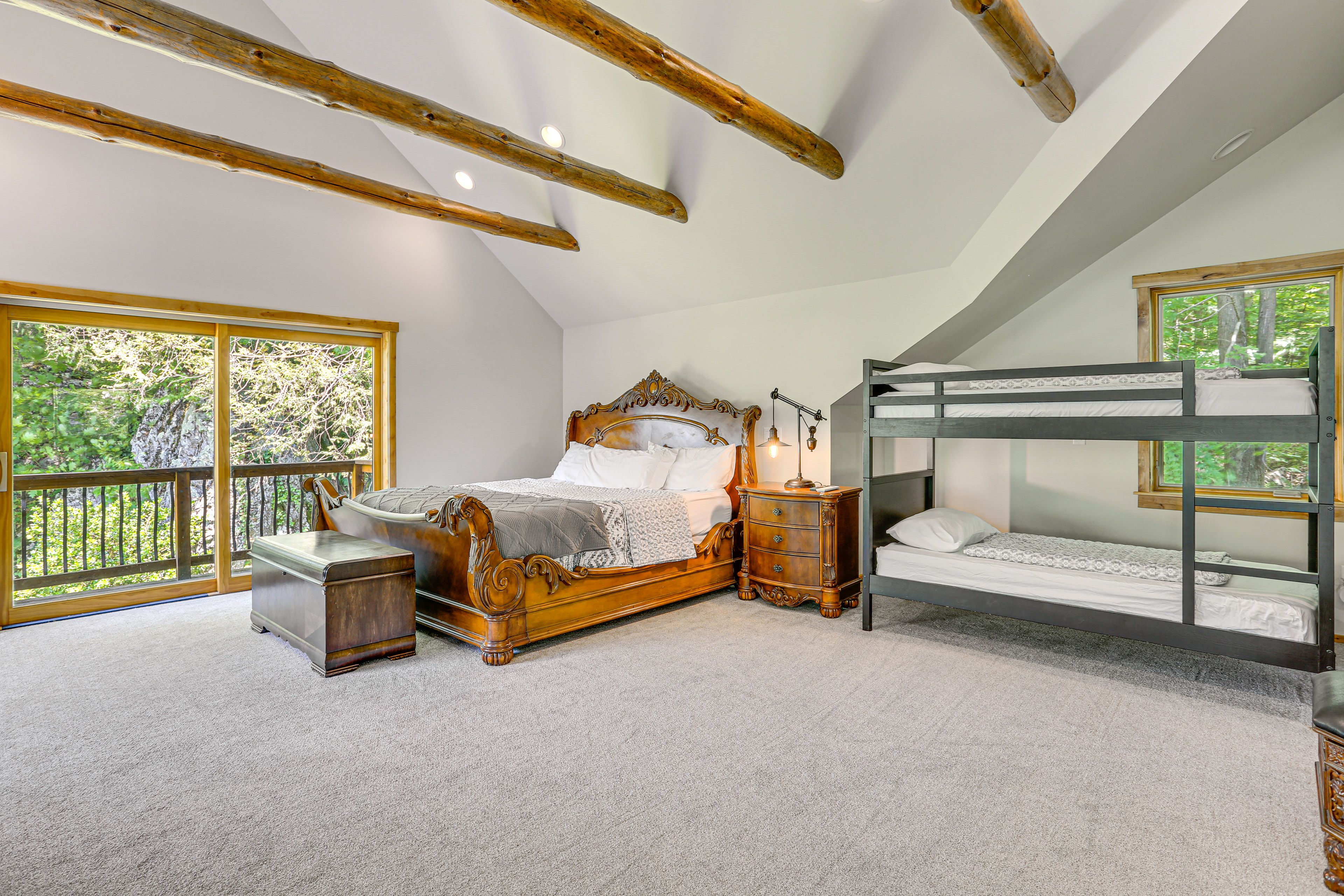 Bedroom 2 | King Bed | Twin Bunk Bed