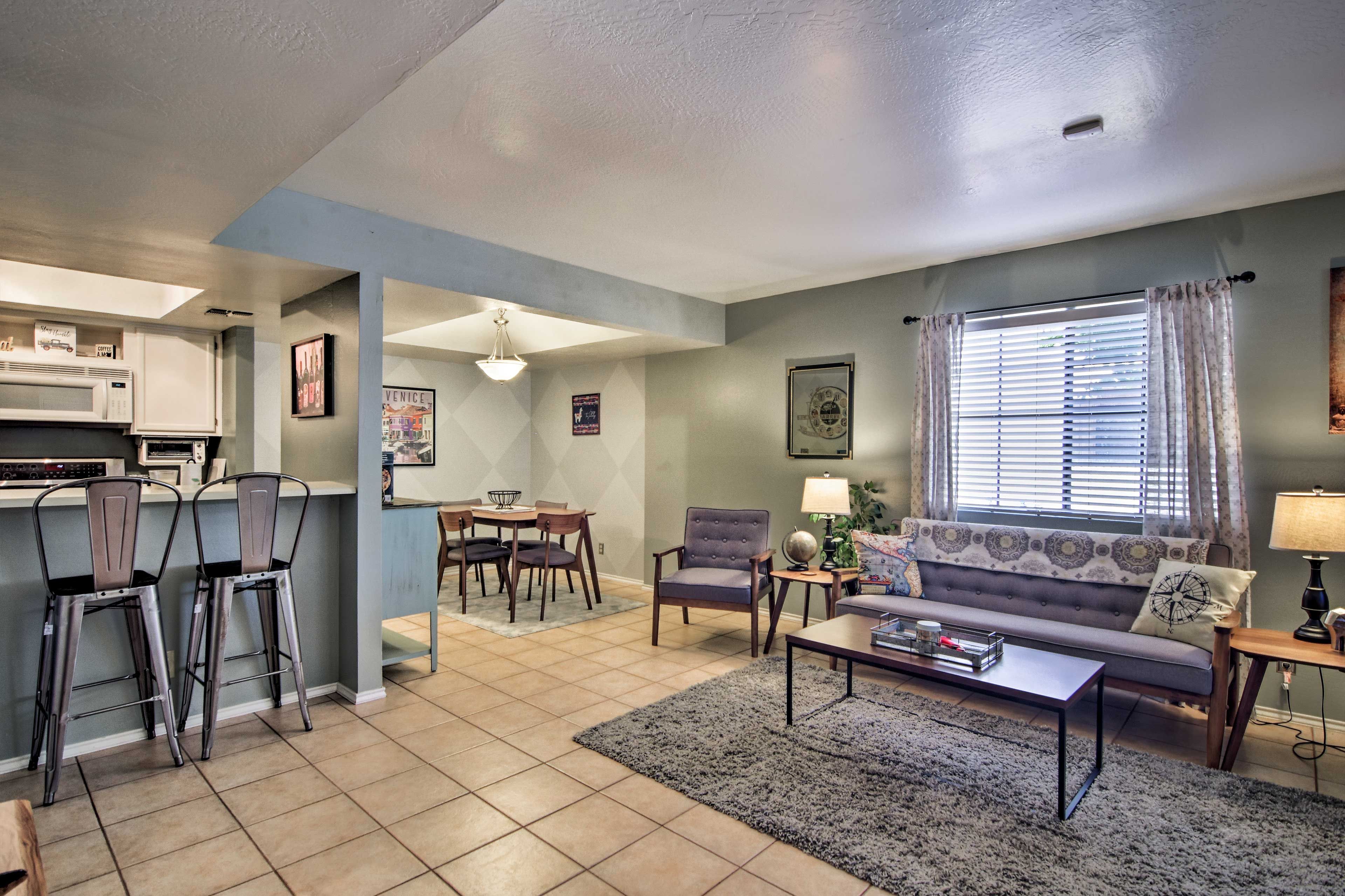 Book a trip to this 2-bedroom, 2.5-bathroom vacation rental condo in Phoenix.