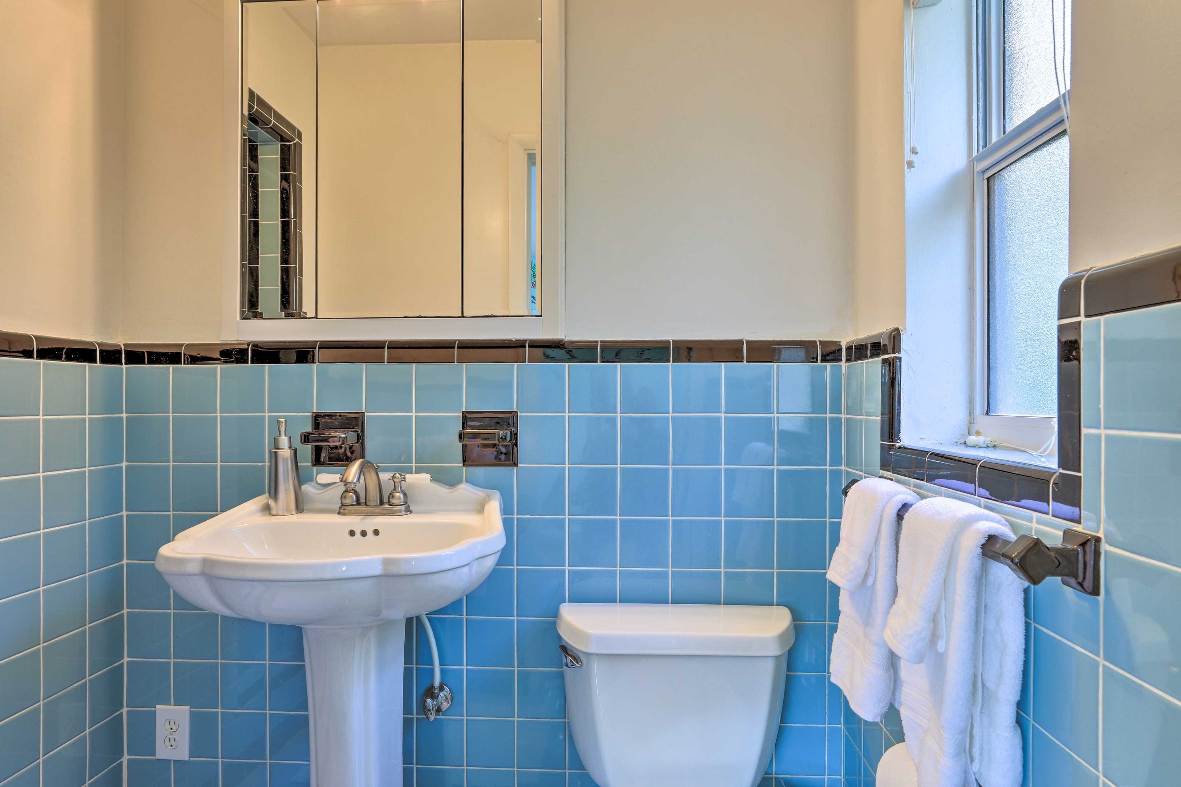 Bathroom | Towels Provided