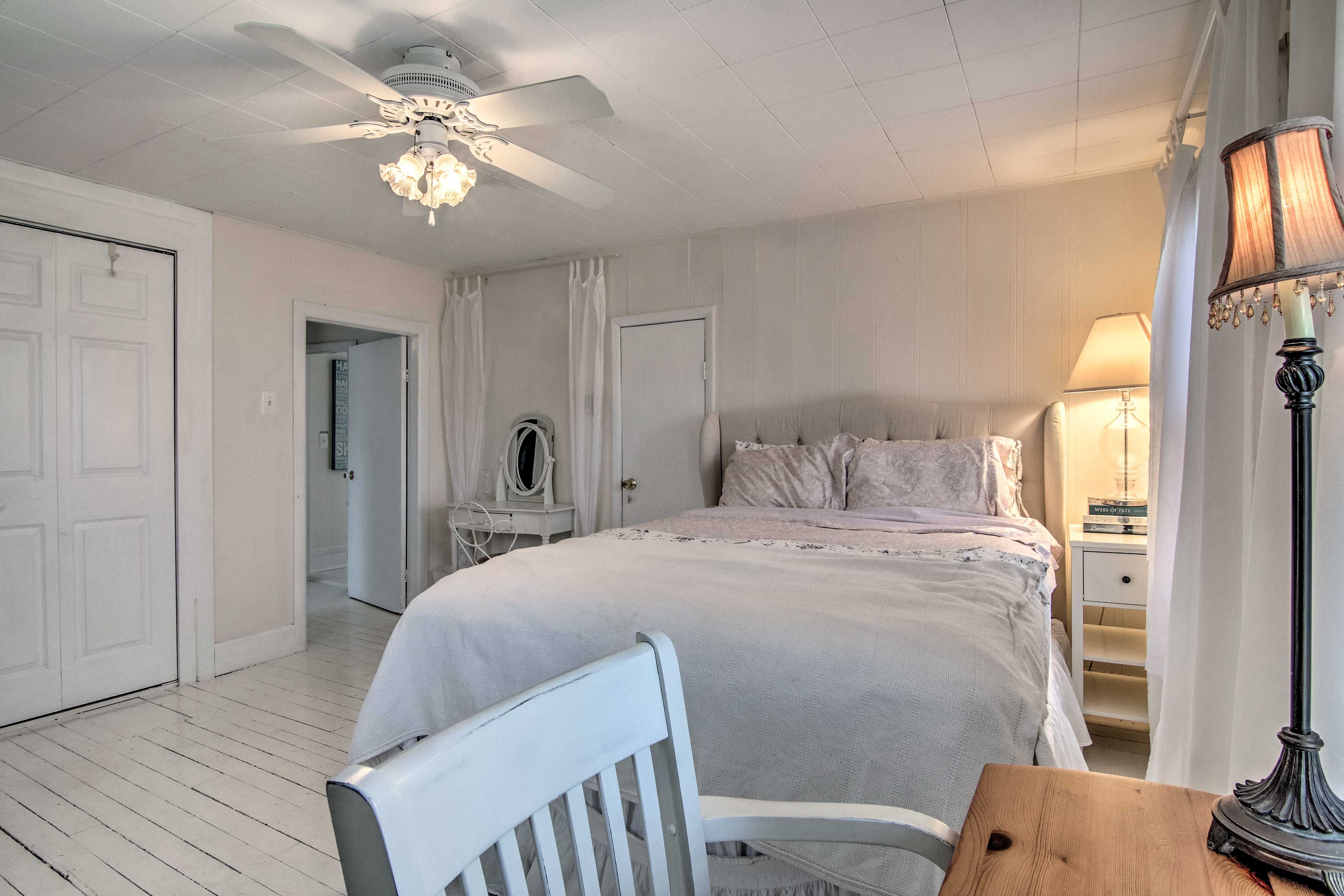 For your comfort and convenience, this home features central air conditioning.
