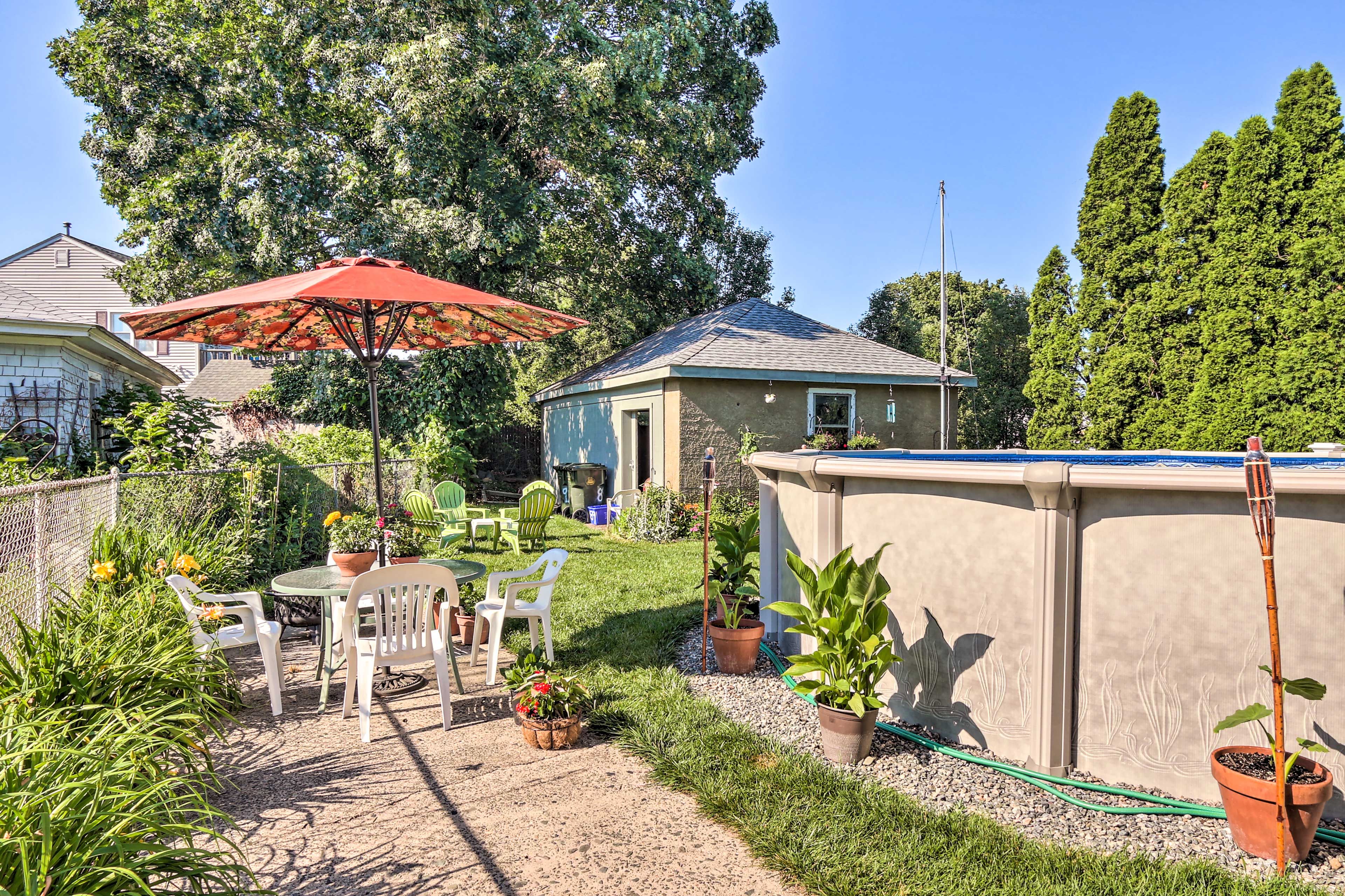 Shared Yard