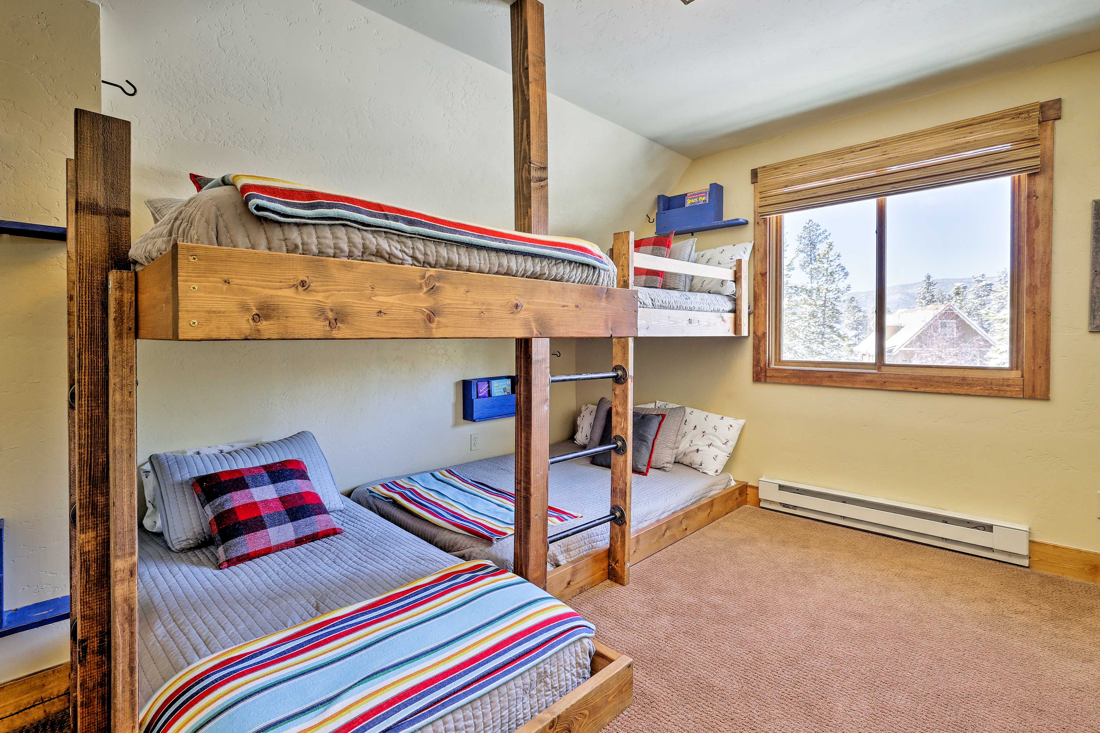 Bedroom 3 | 2 Twin Bunk Beds | 2nd Floor