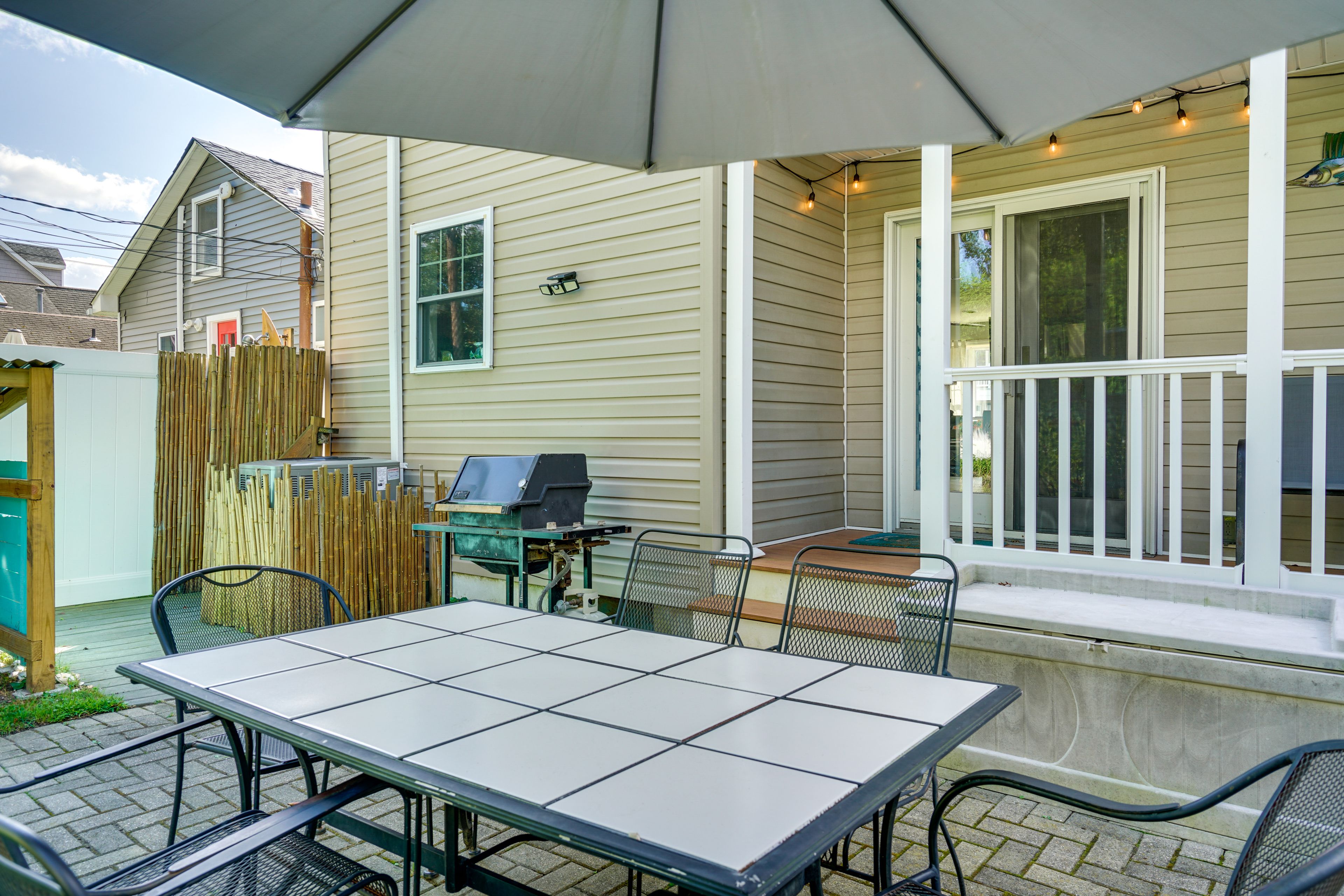 Furnished Patio | Outdoor Dining | Gas Grill