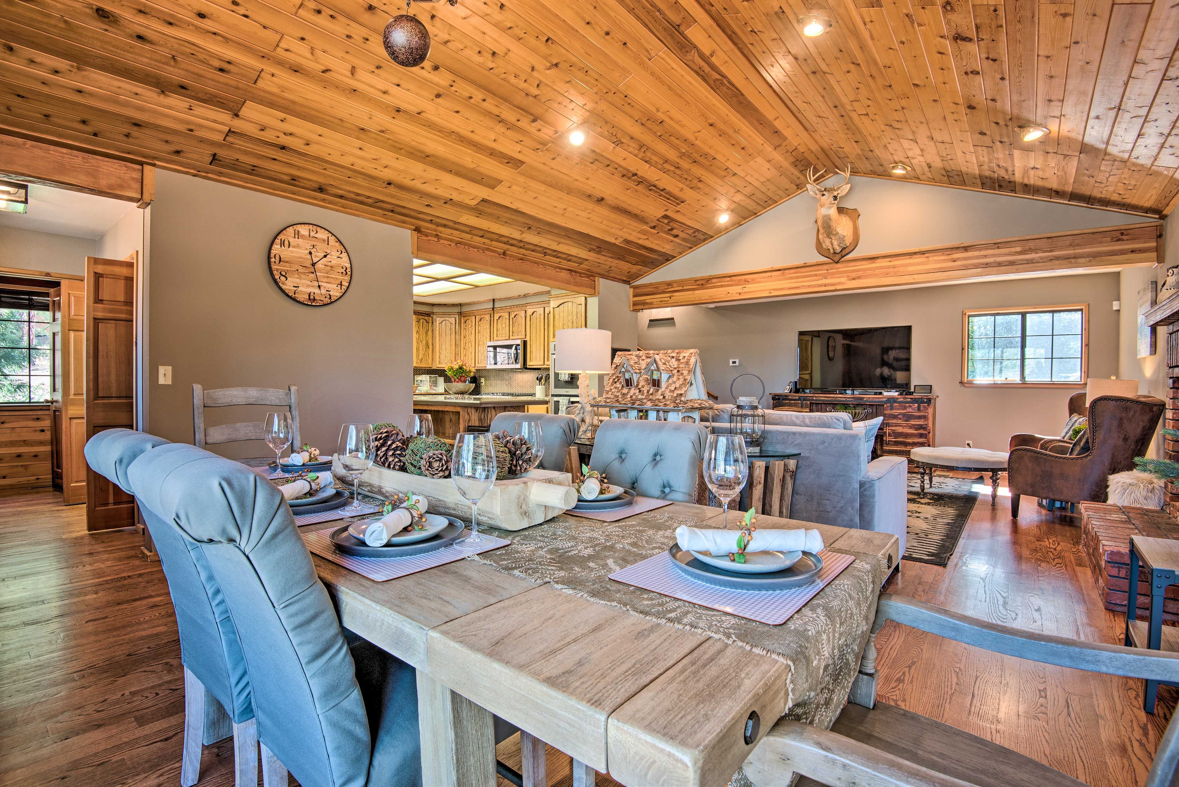 The open floor plan allows your group to spread out comfortably.