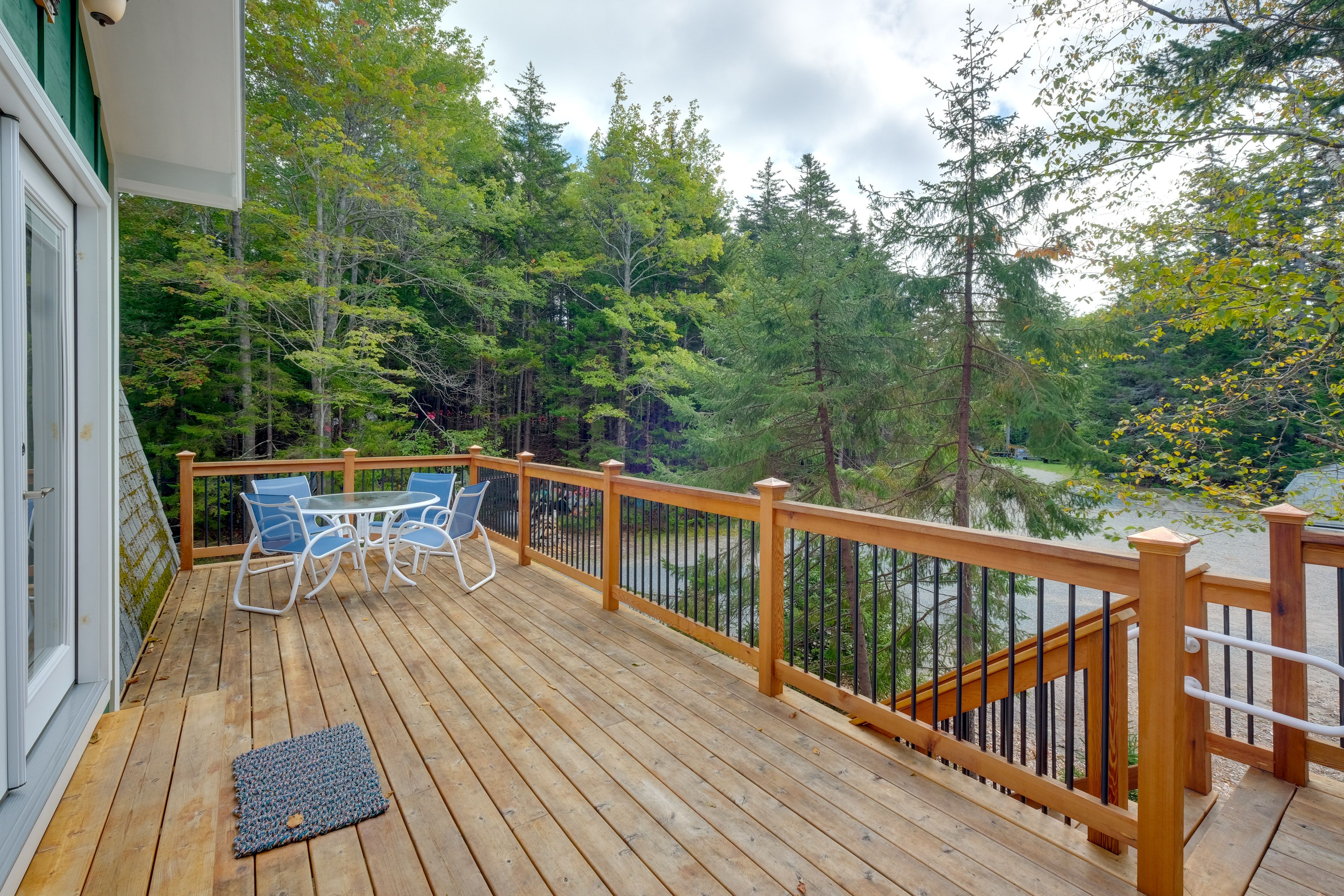 Furnished Deck