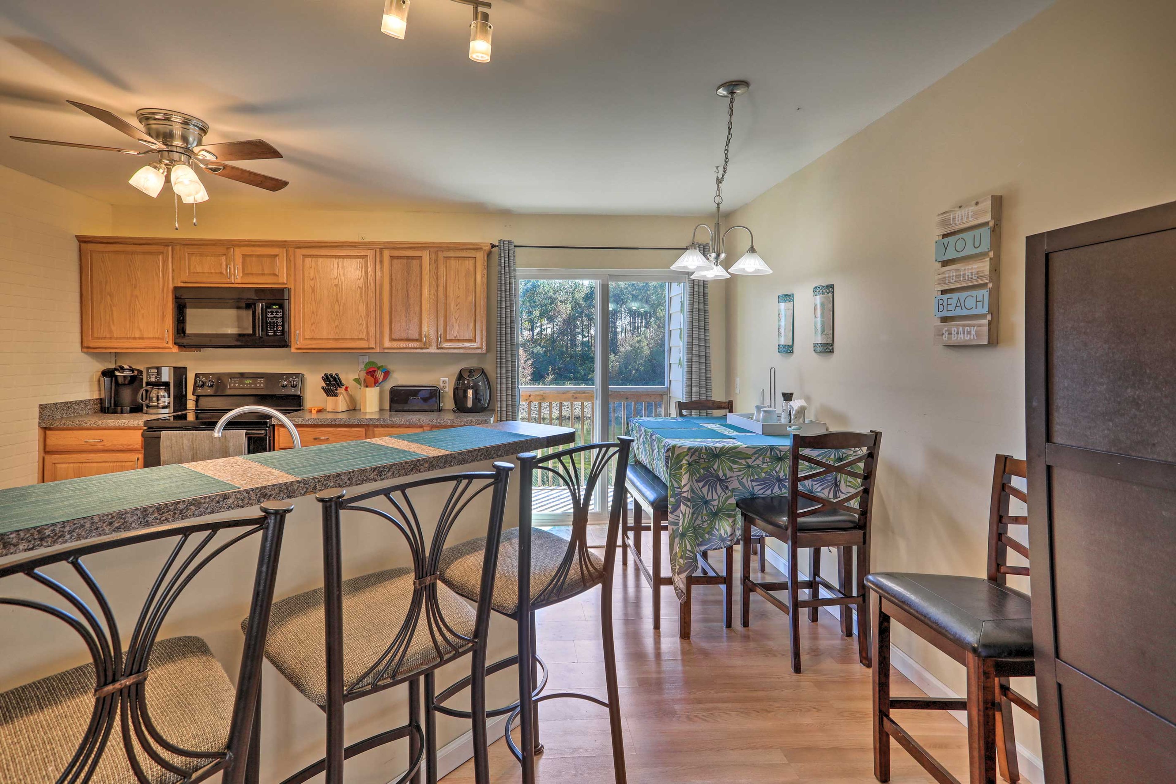Kitchen | Cooking Basics | Dining Table | Drip & Keurig Coffee Makers