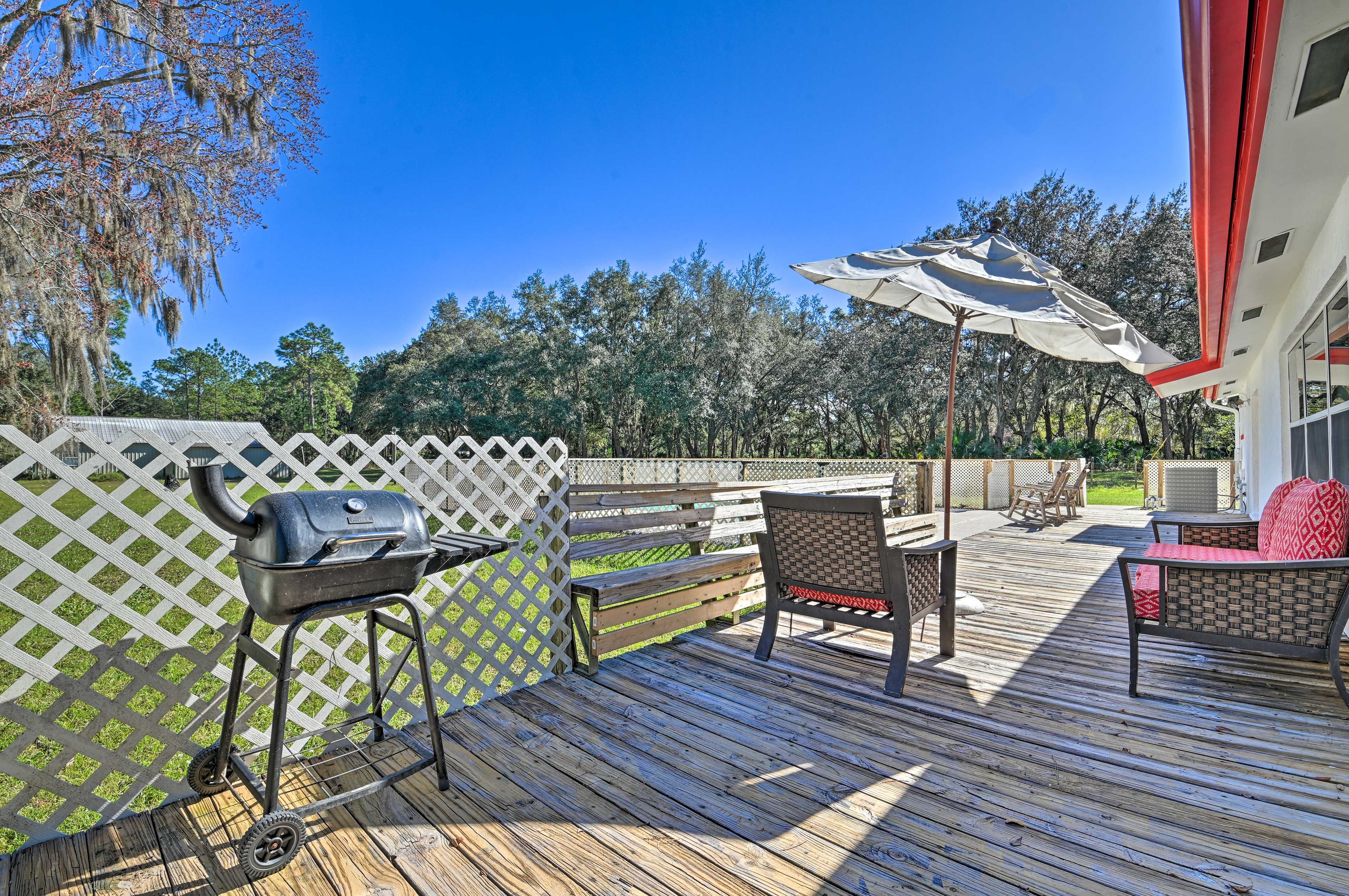 Deck | Outdoor Pool & Spa