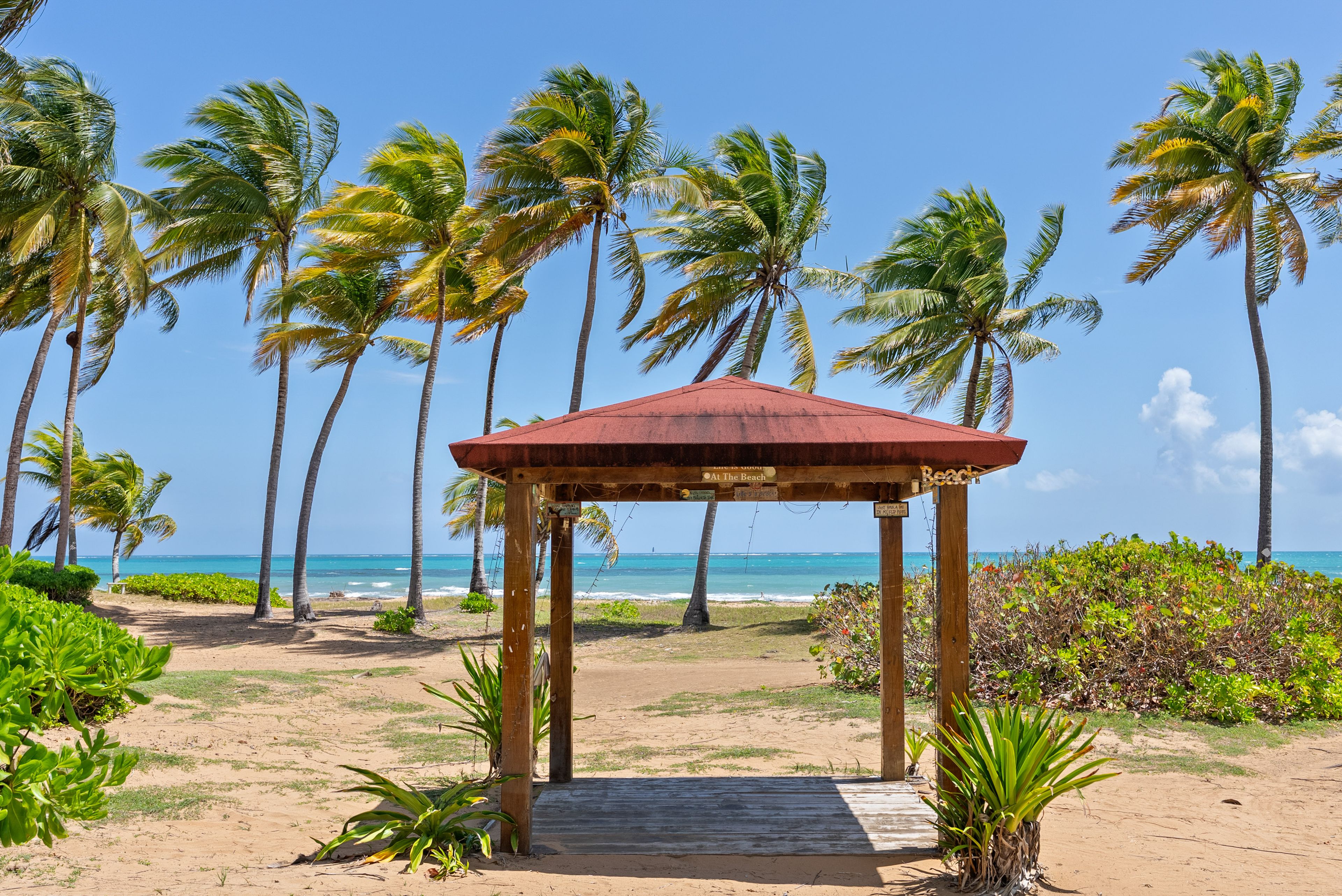 Playas Del Yunque | Community Amenities | Beach Access