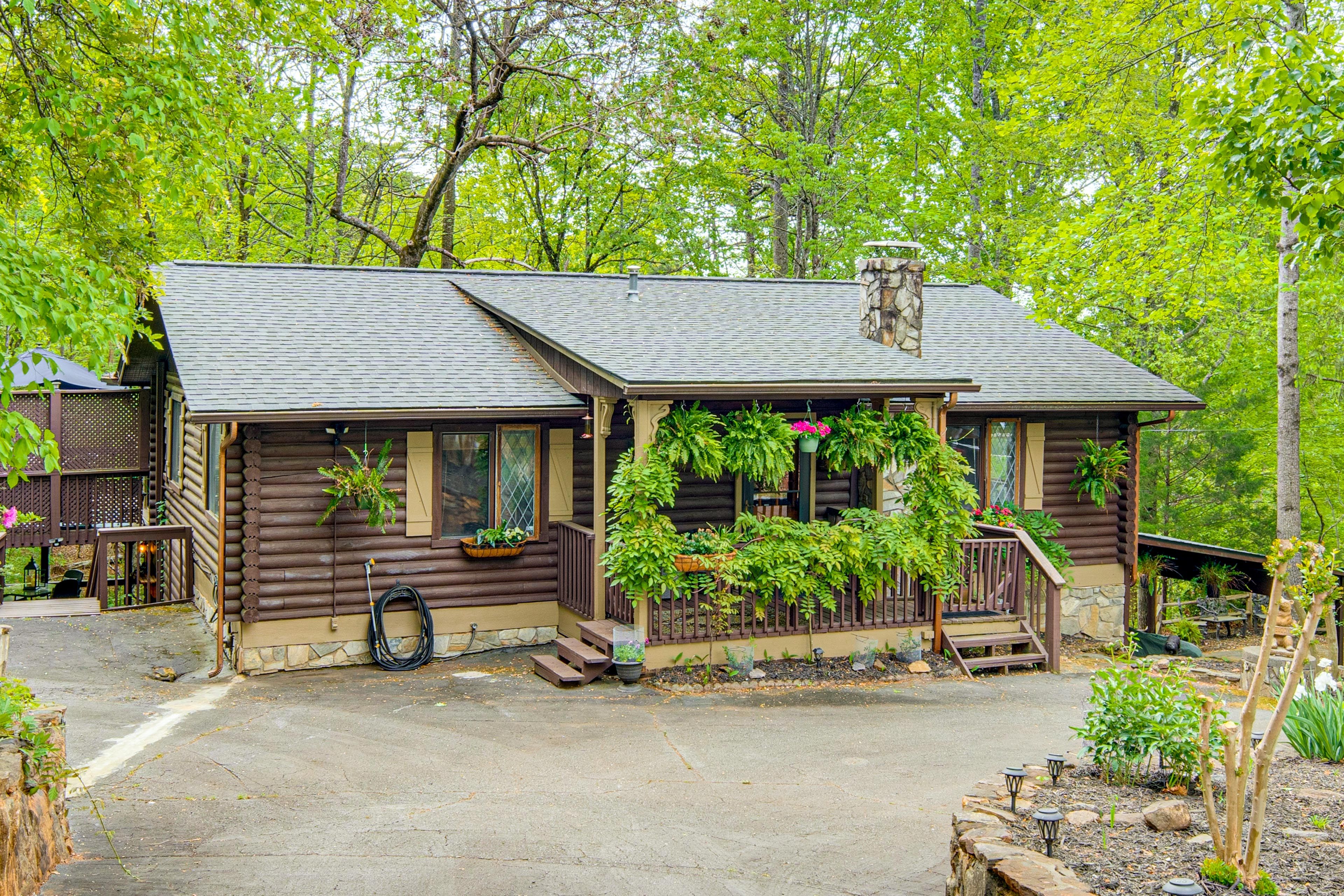 Home Exterior | Near Asheville Attractions