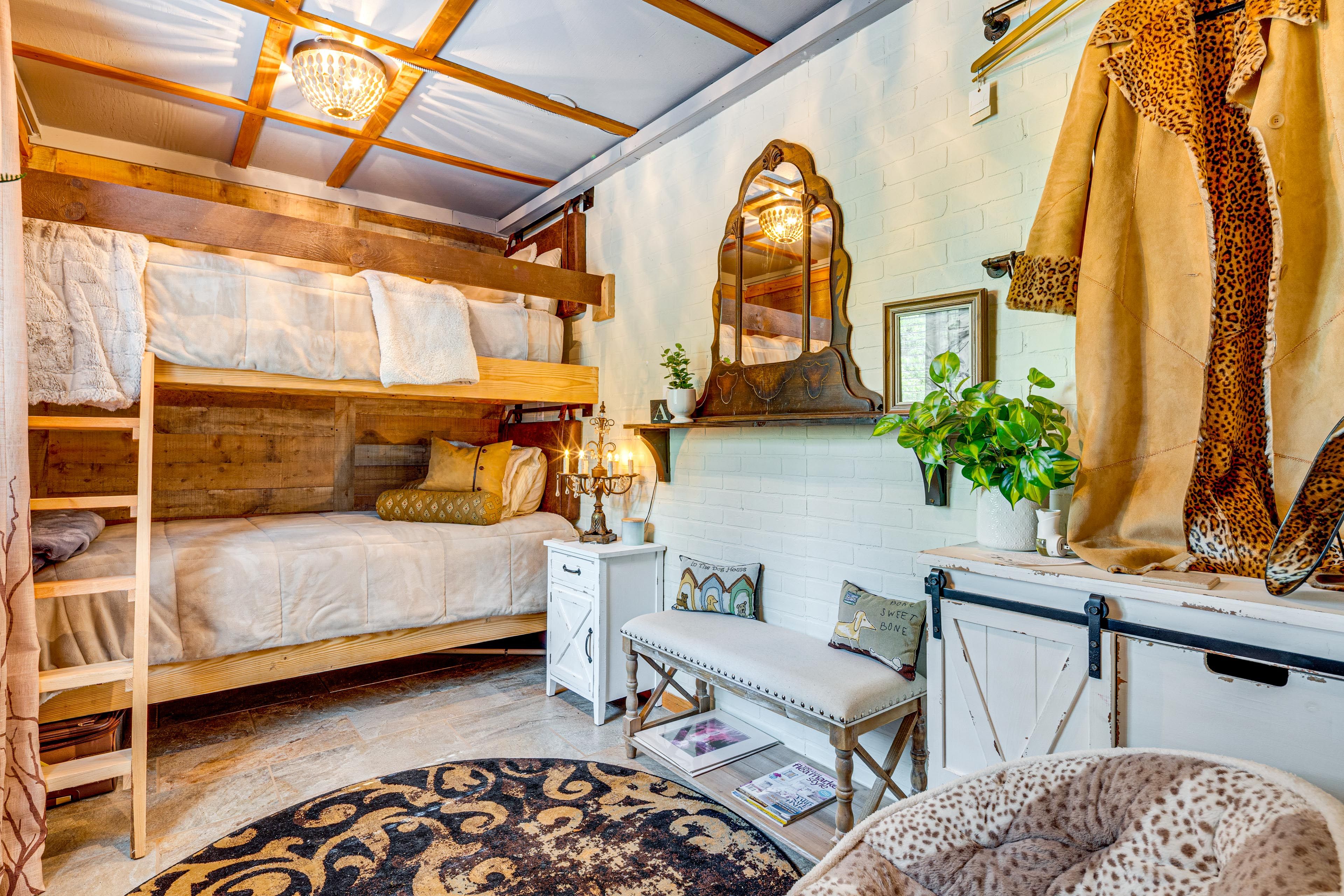 Bedroom 4 | Twin Bunk Bed | Lower Floor