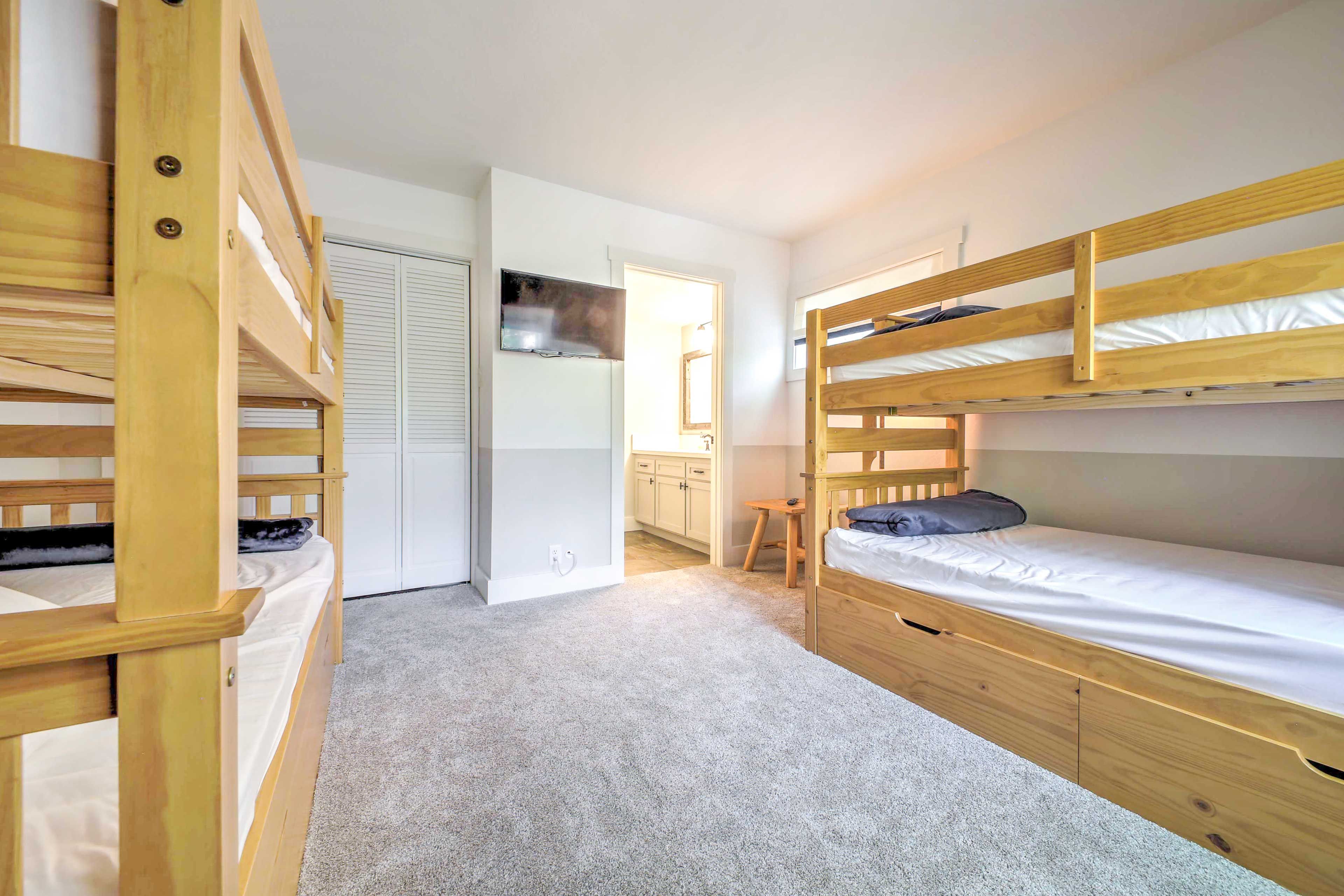 Bedroom 4 | 1 Twin Bunk Bed | En-Suite Bathroom