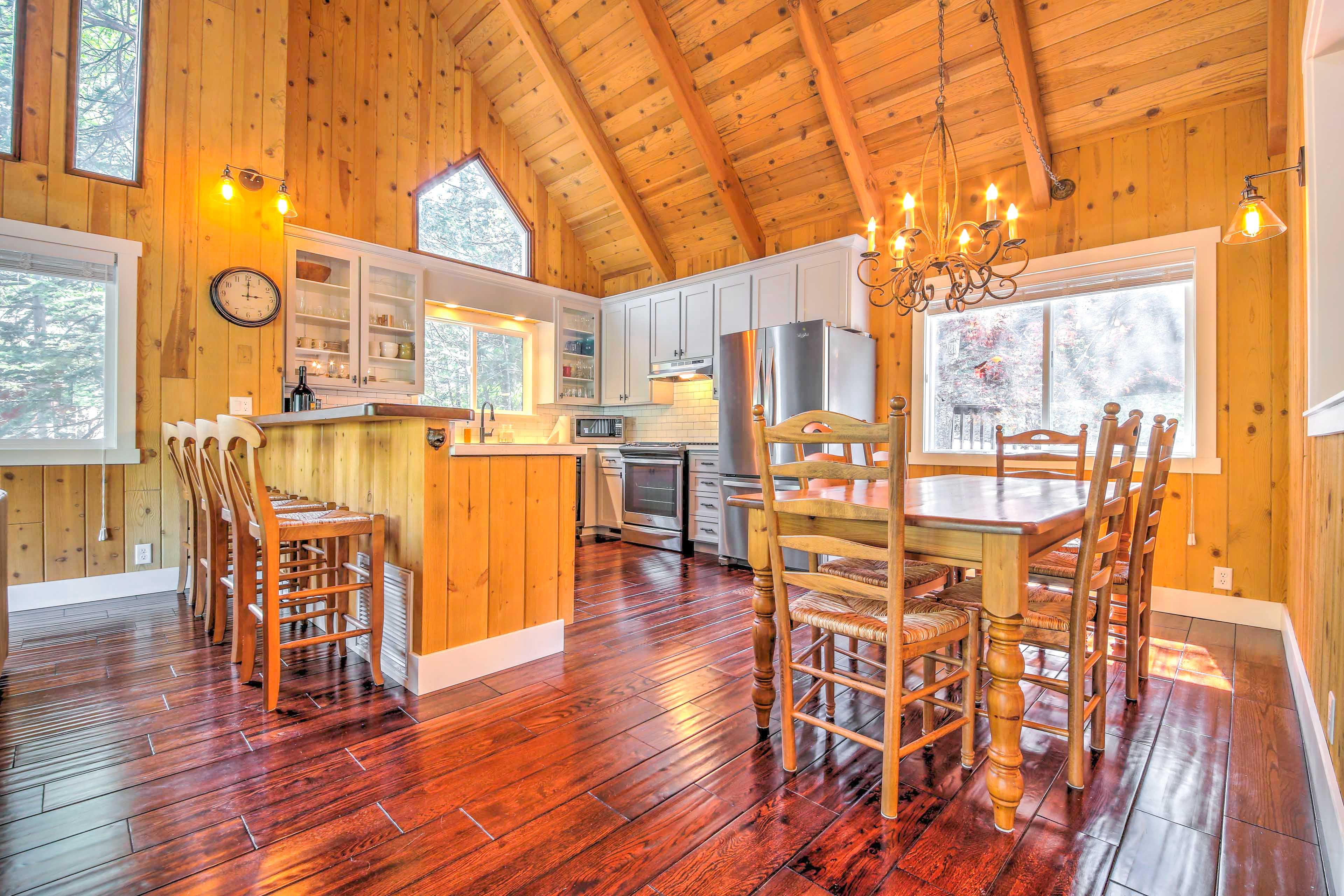 Kitchen | Toaster | Wine Fridge