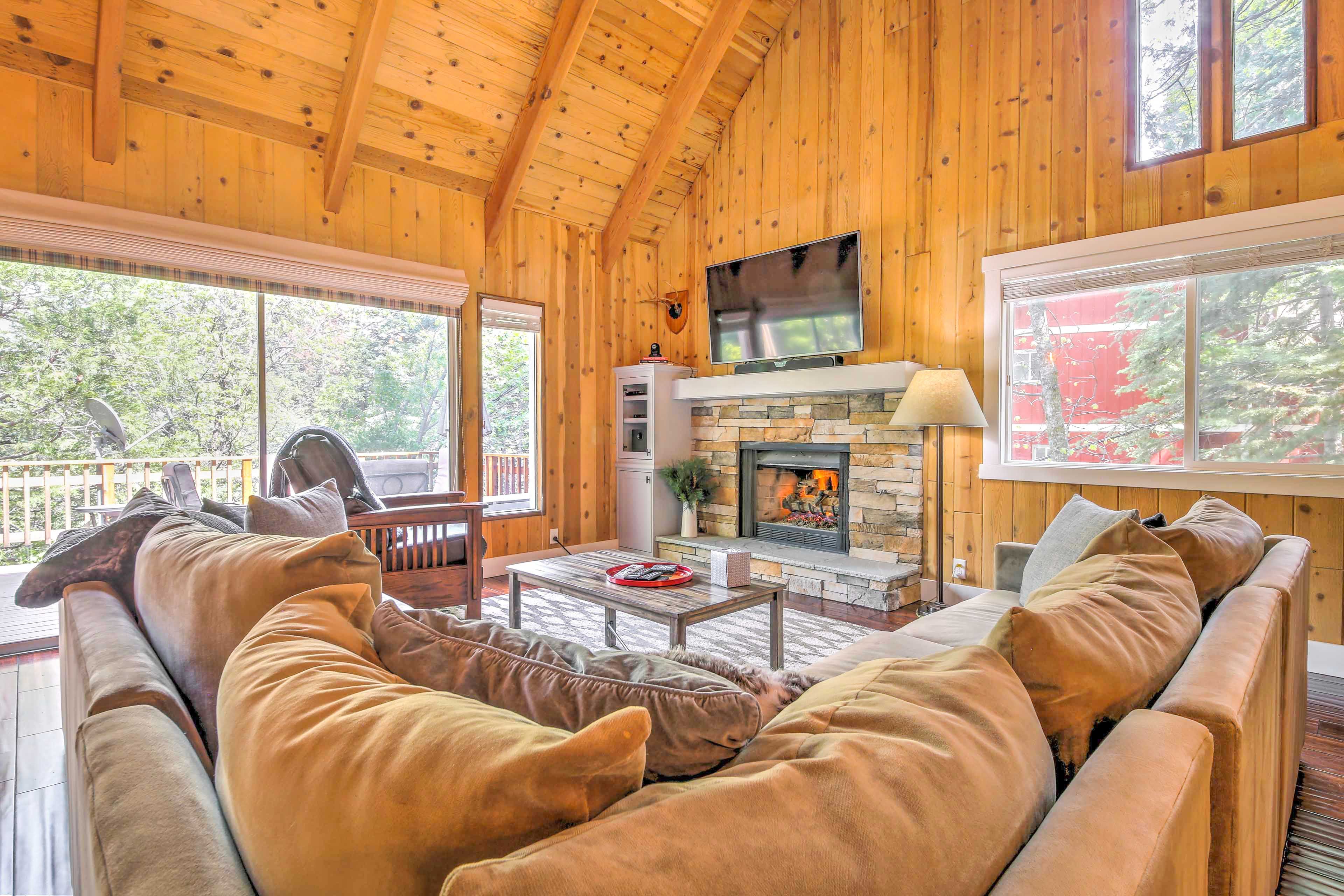 Lake Arrowhead Vacation Rental | 4BR | 2.5BA | 1,950 Sq Ft | Steps to Access