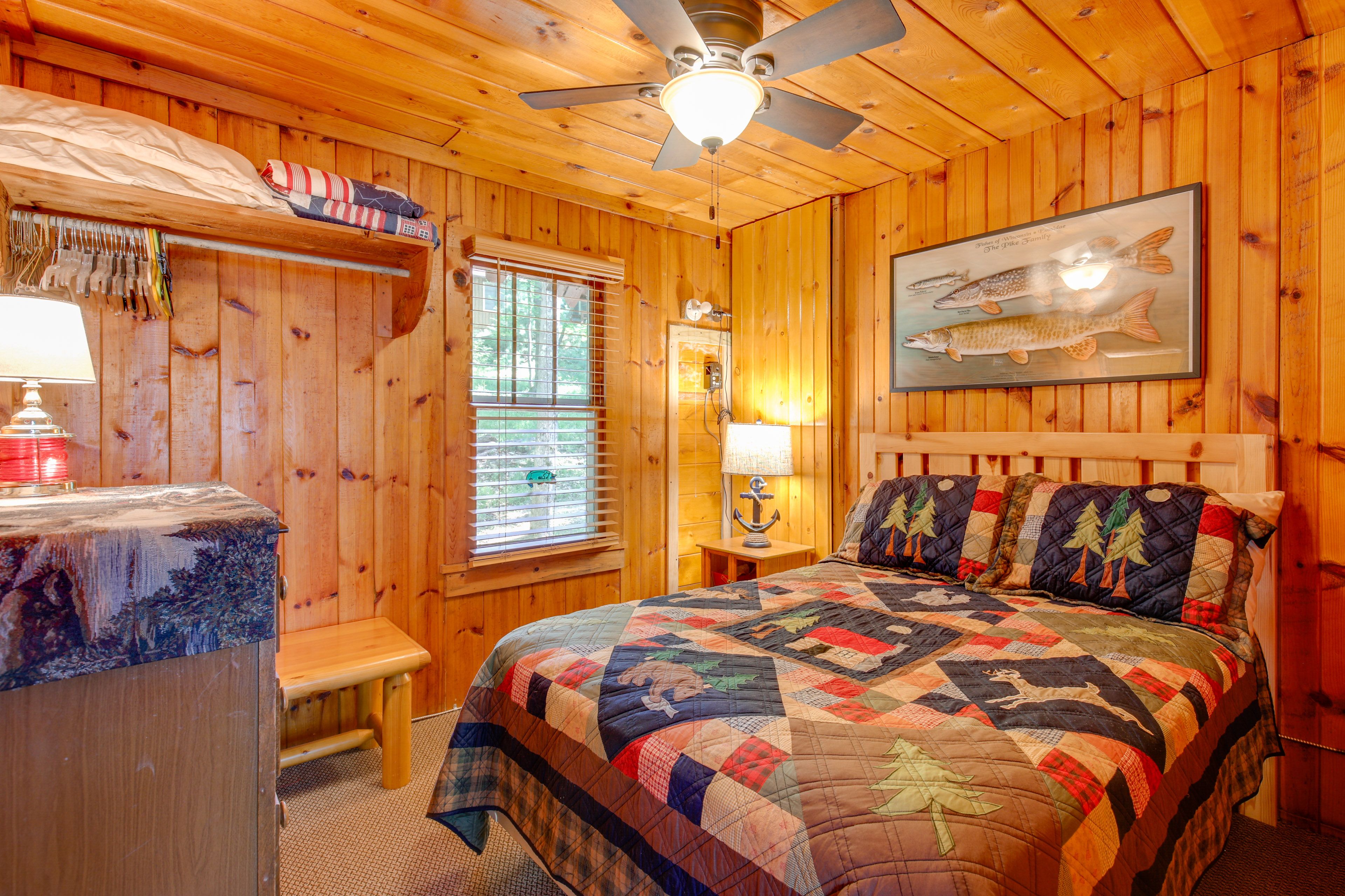 Bedroom 1 | Full Bed