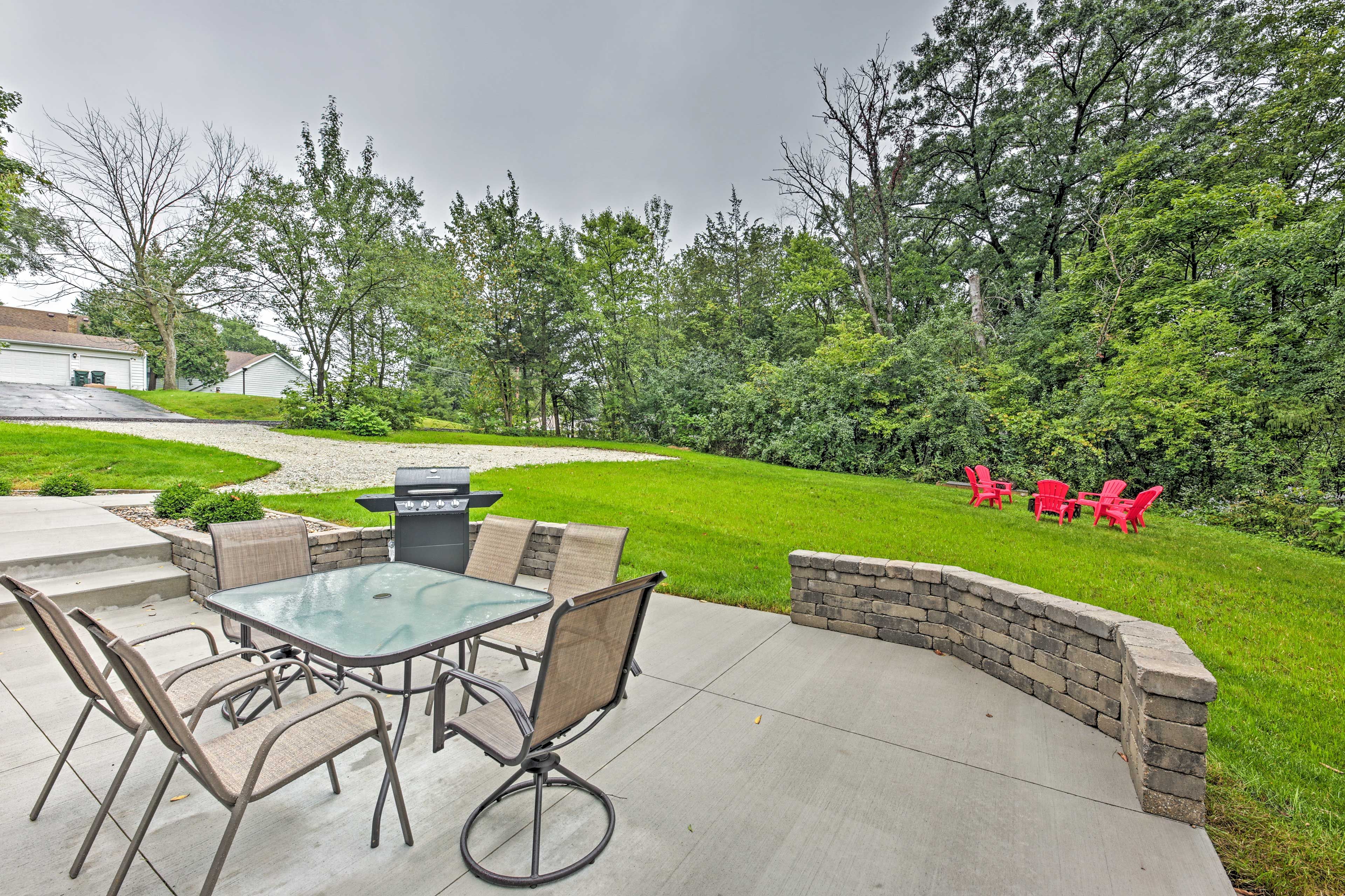 Patio | Outdoor Dining Area