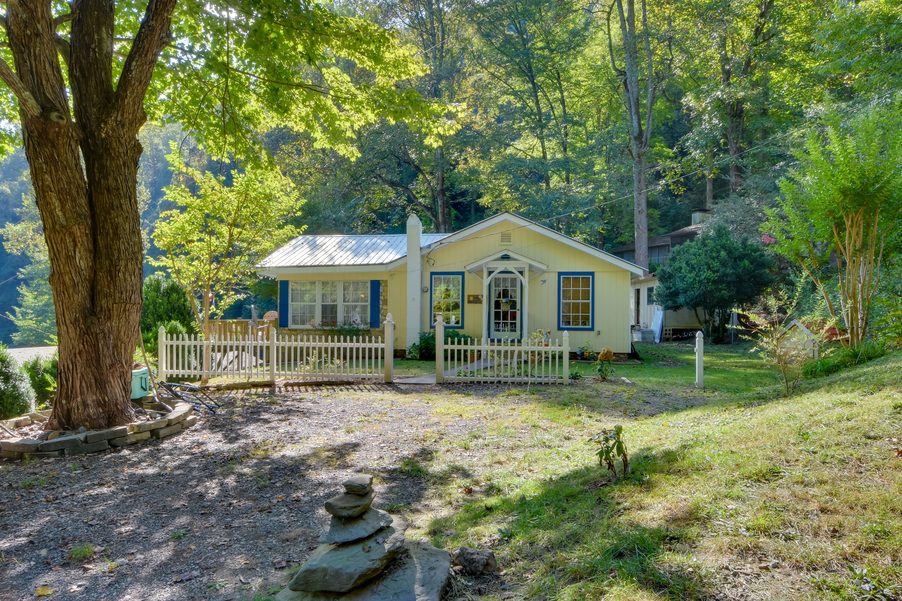 Exterior | Driveway Parking (2 Vehicles)