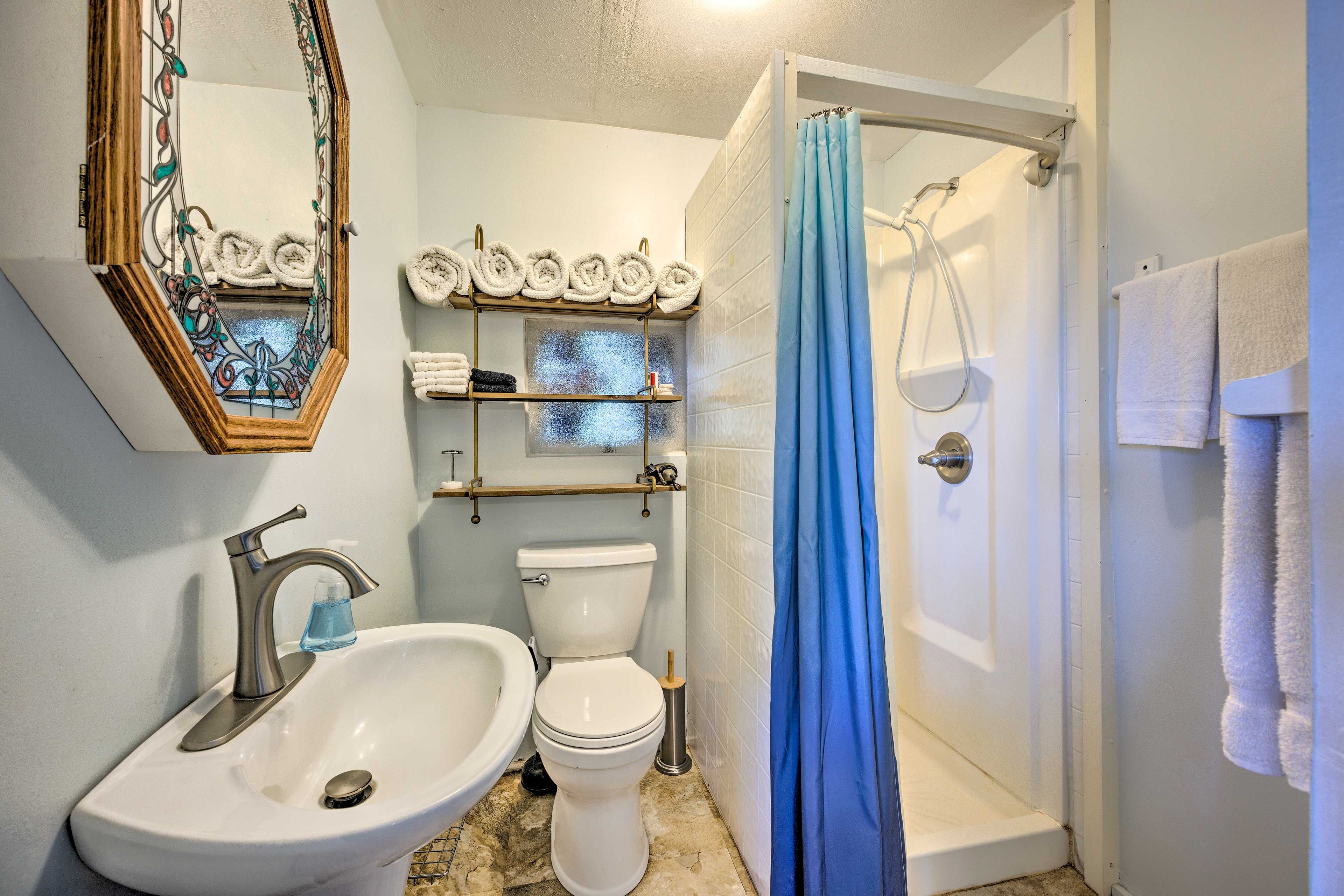 Full Bathroom