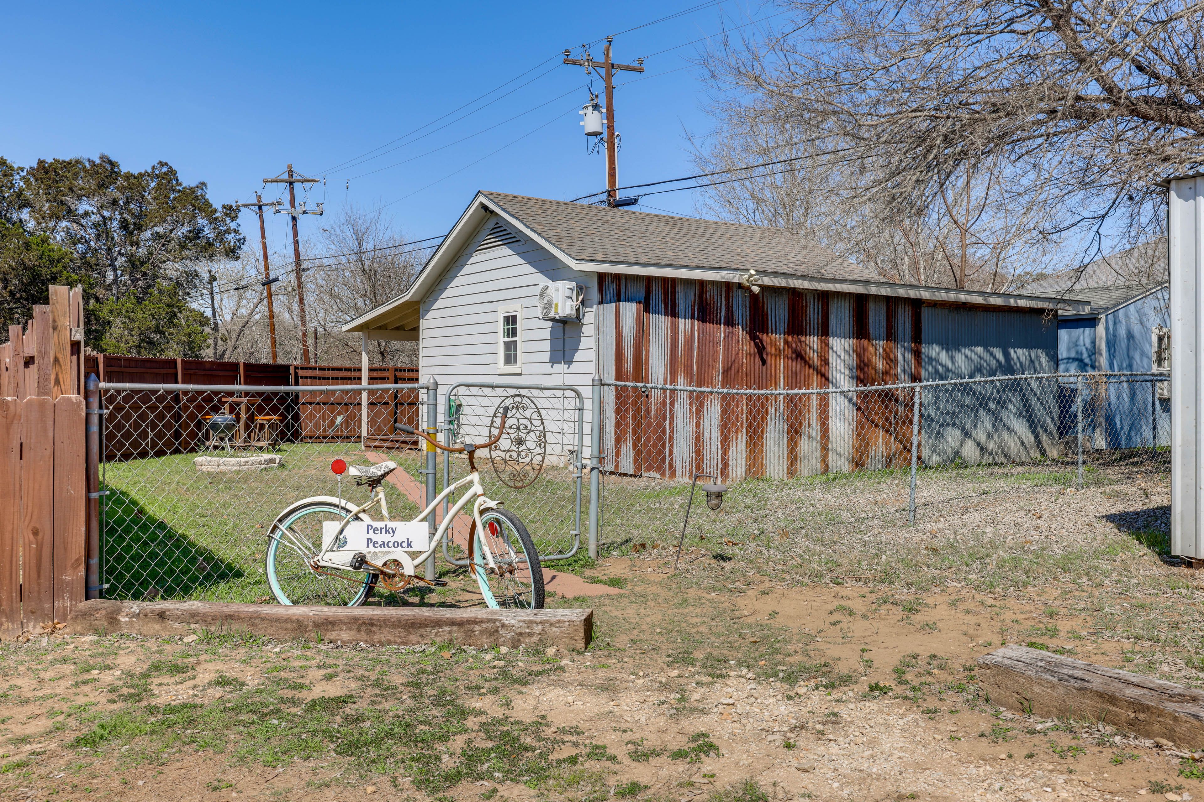 Exterior | Driveway Parking (1 Vehicle)