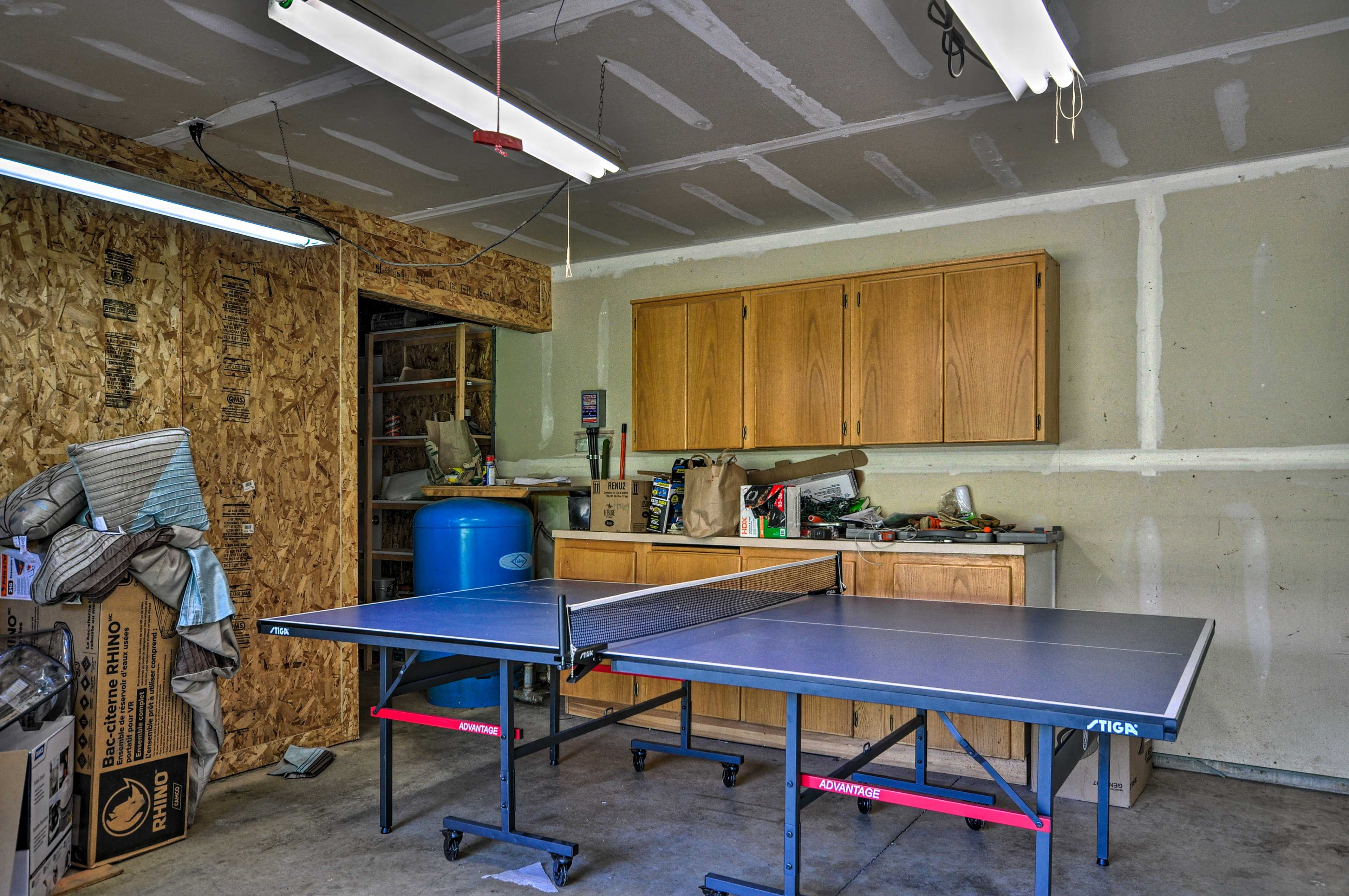 Rec Room | Ping Pong Table