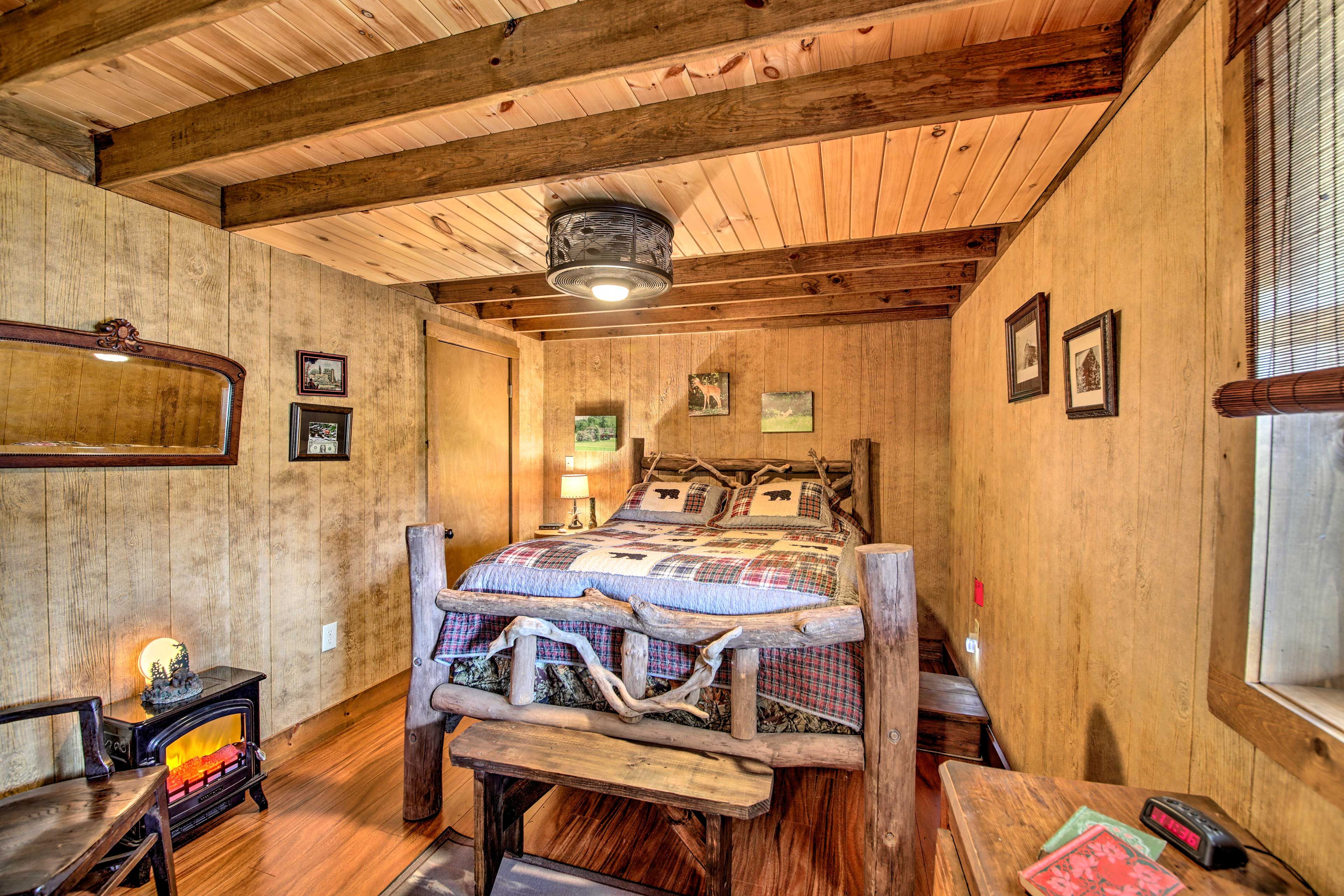 Bedroom 1 | Queen Bed | Main Floor | Electric Fireplace