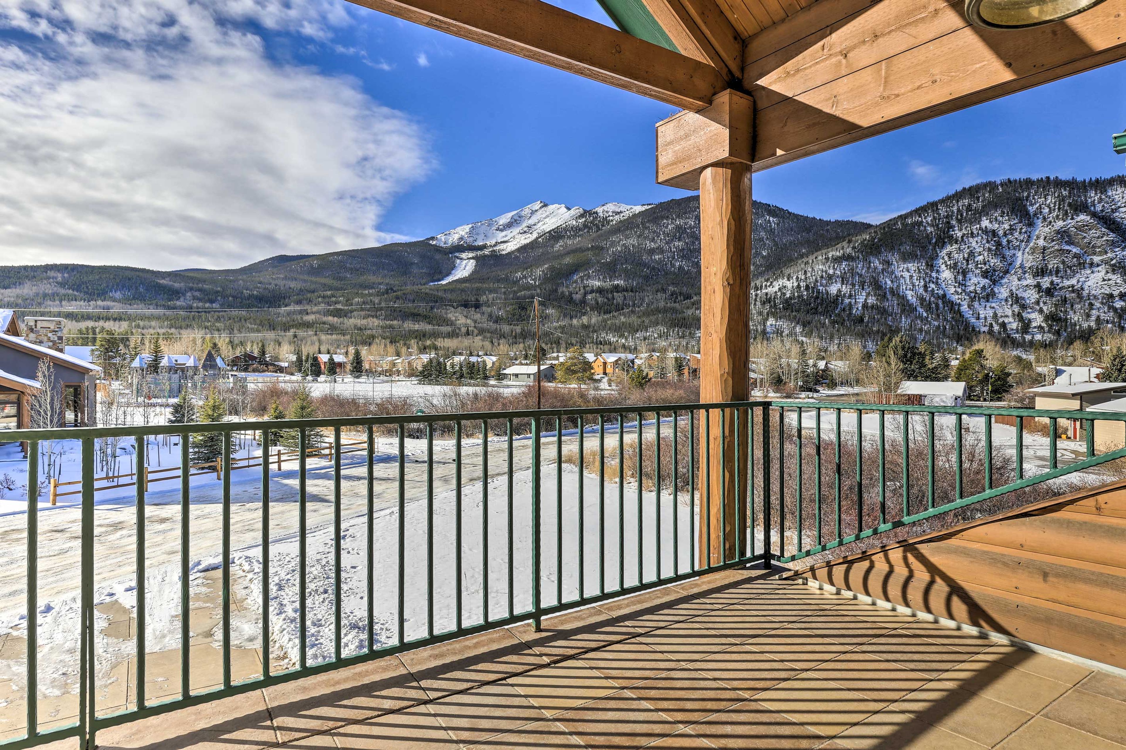 Deck | Mountain Views