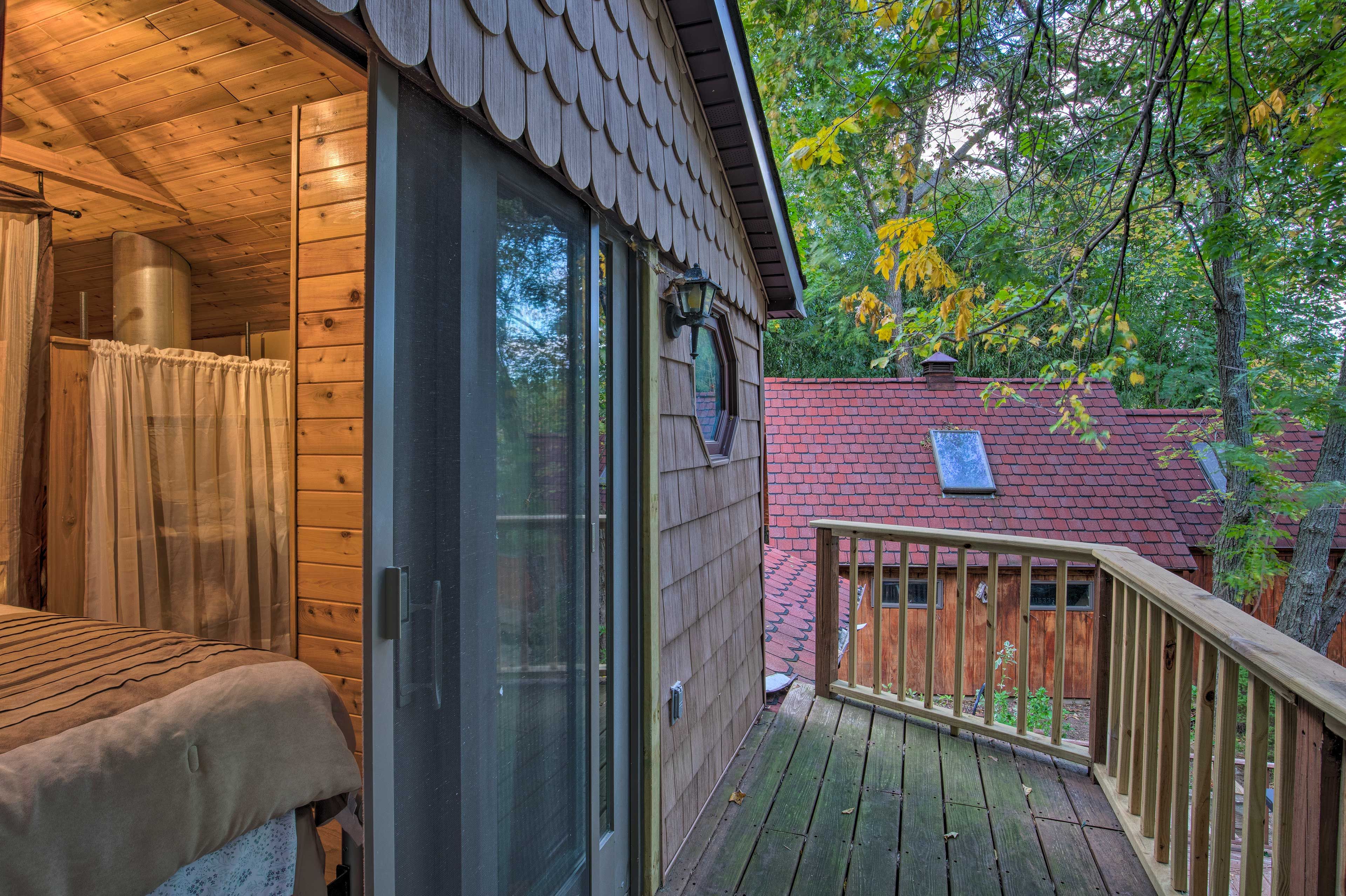 Step out onto the balcony to listen to the birds singing their songs.