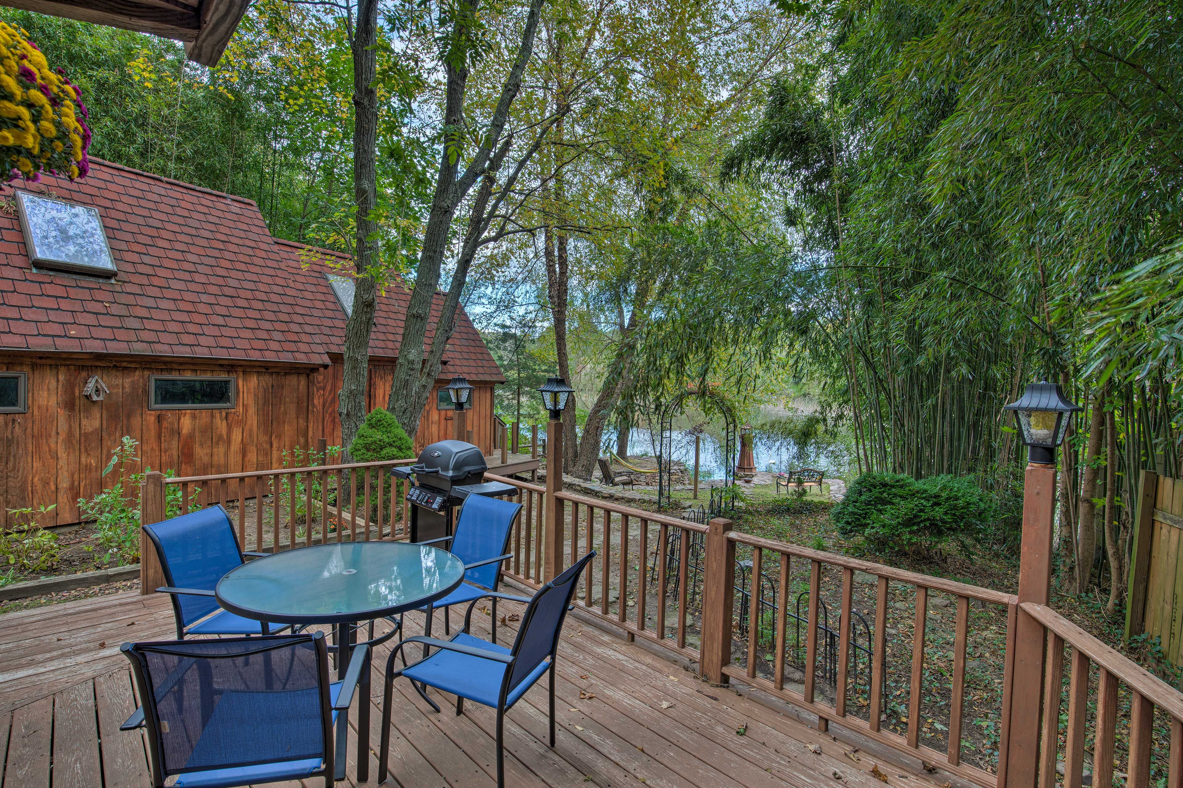 Bring the meal outdoors for an elevated dining experience.