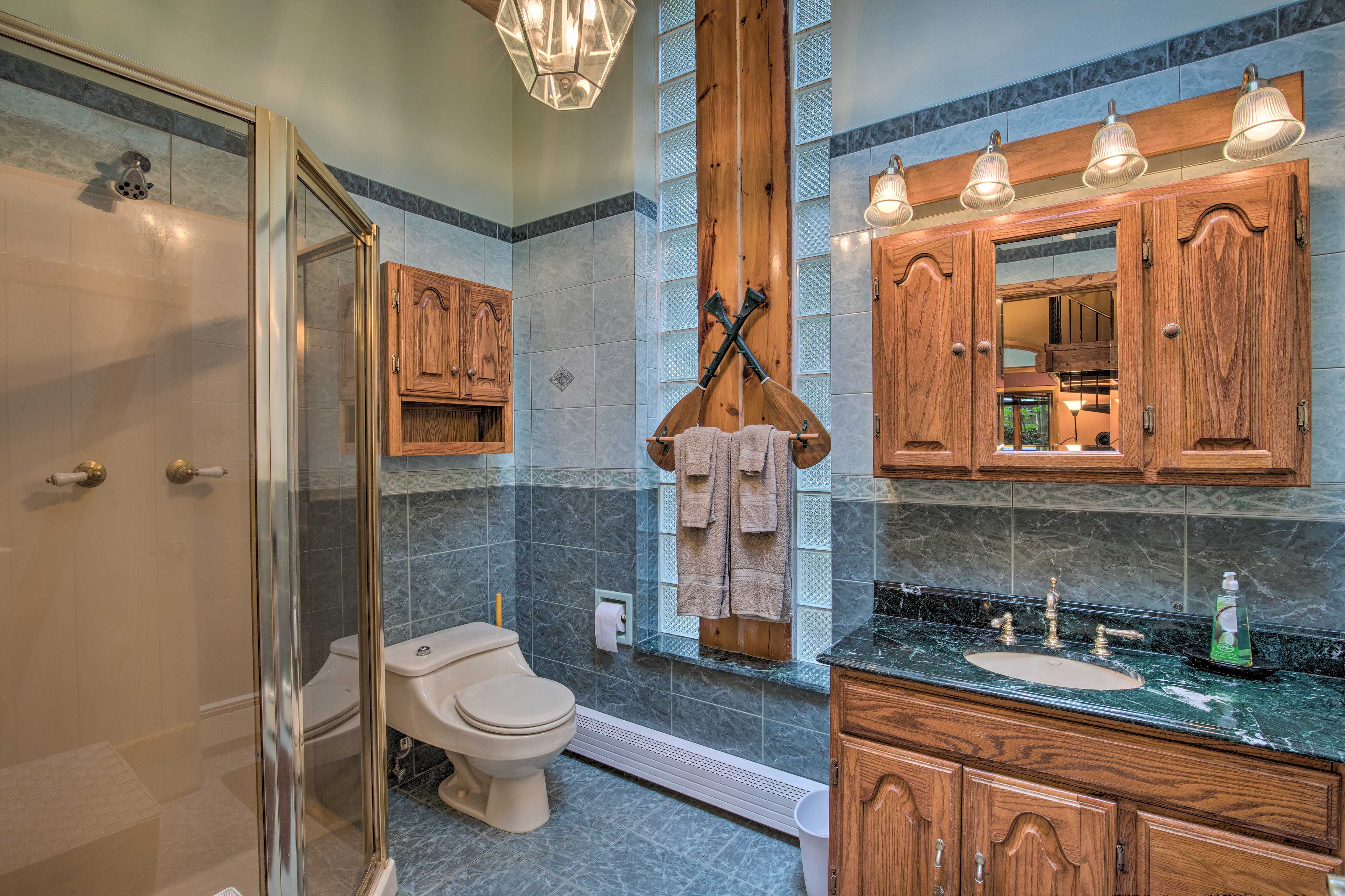 Start the day with a refreshing shower in the main bathroom.
