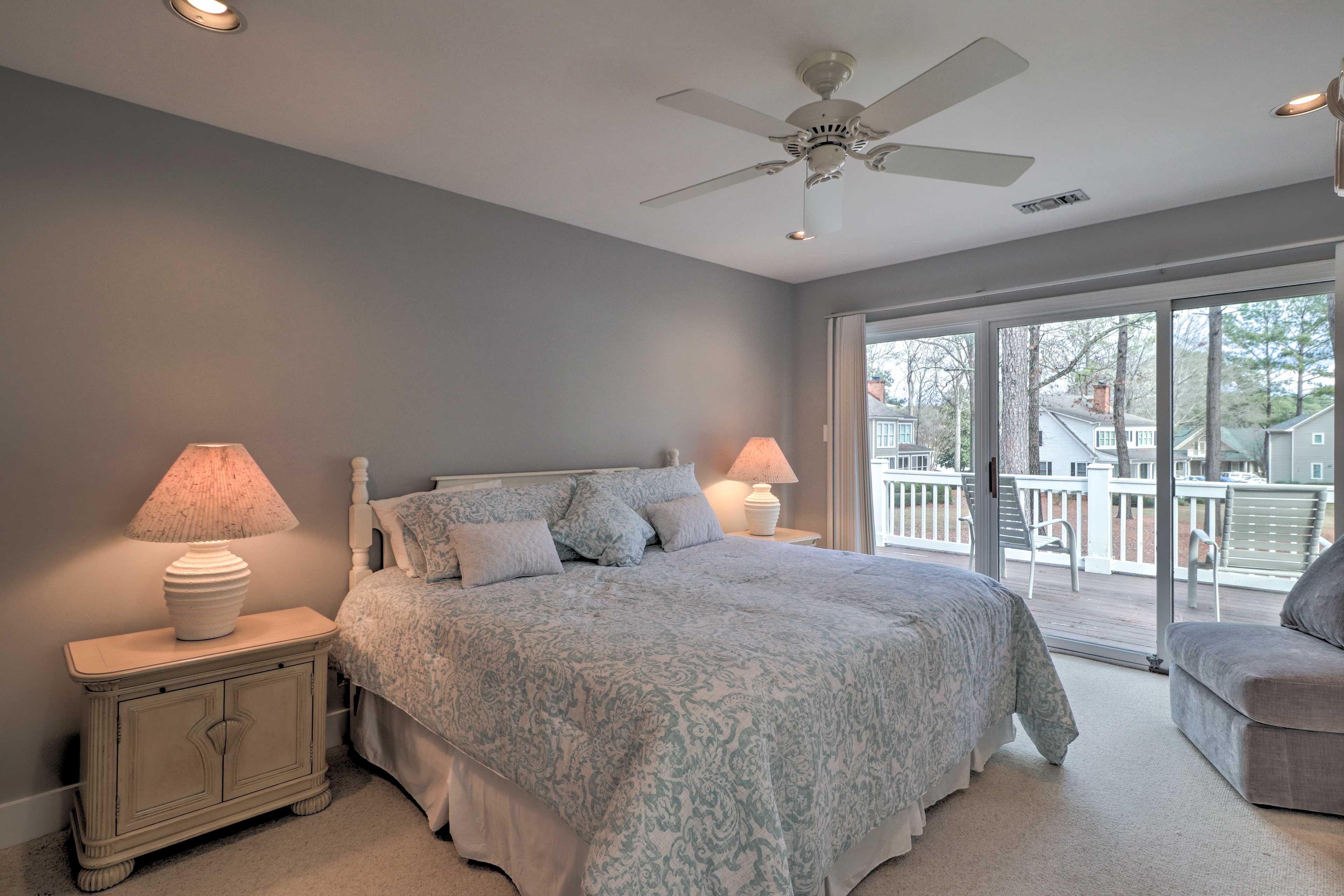 Enjoy access to the deck!