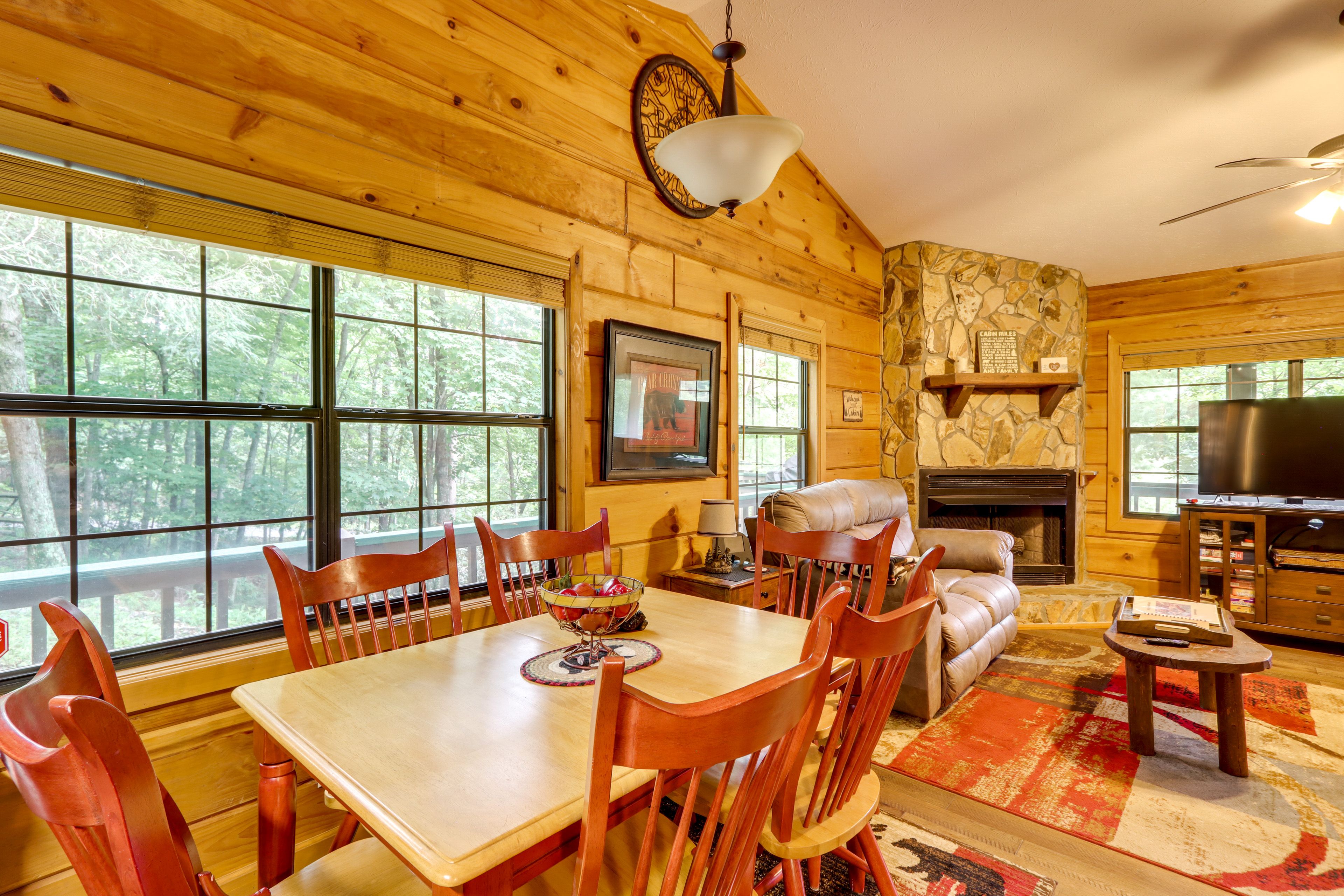 Dining Area | Dishware & Flatware