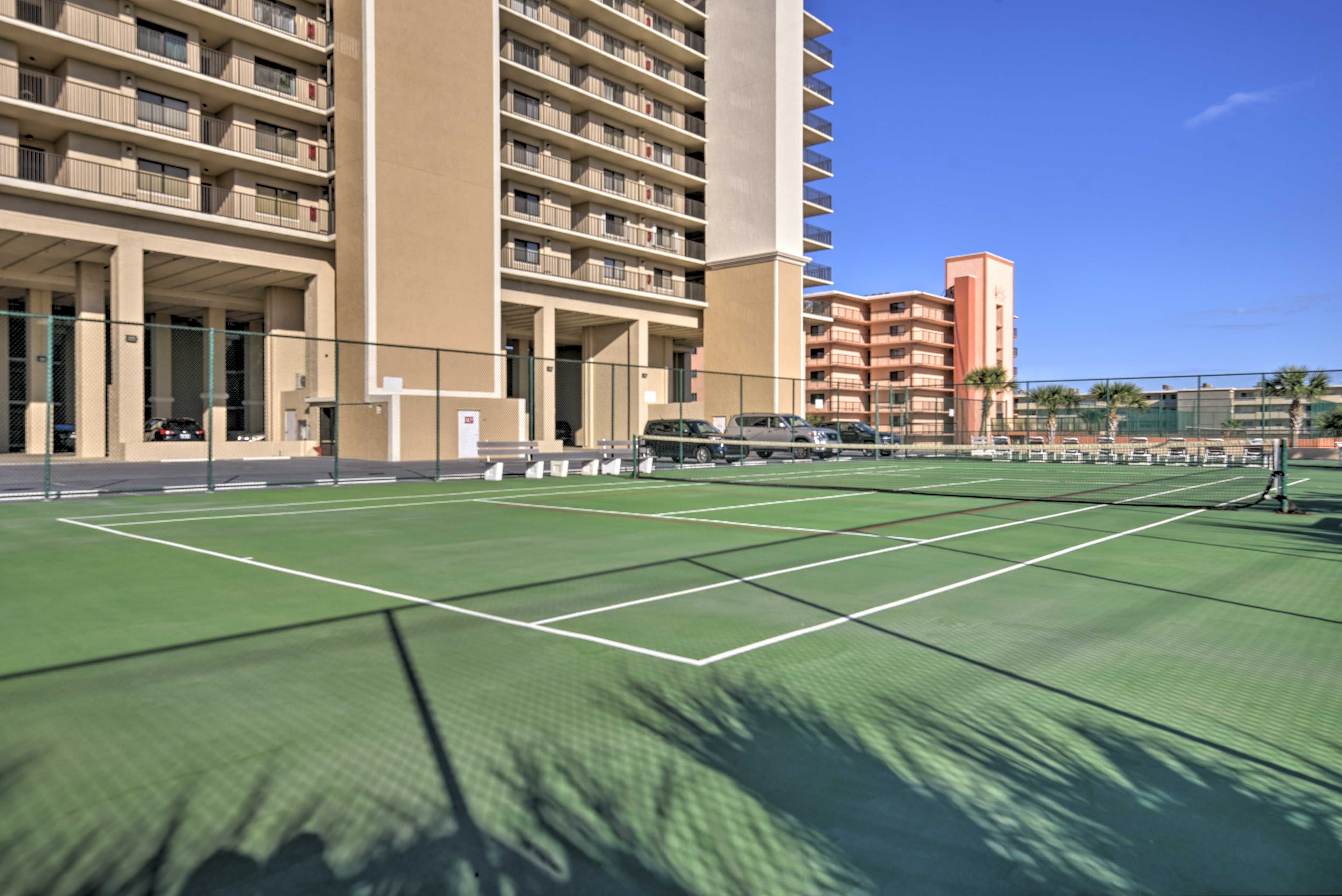 Community Amenities | Tennis Court