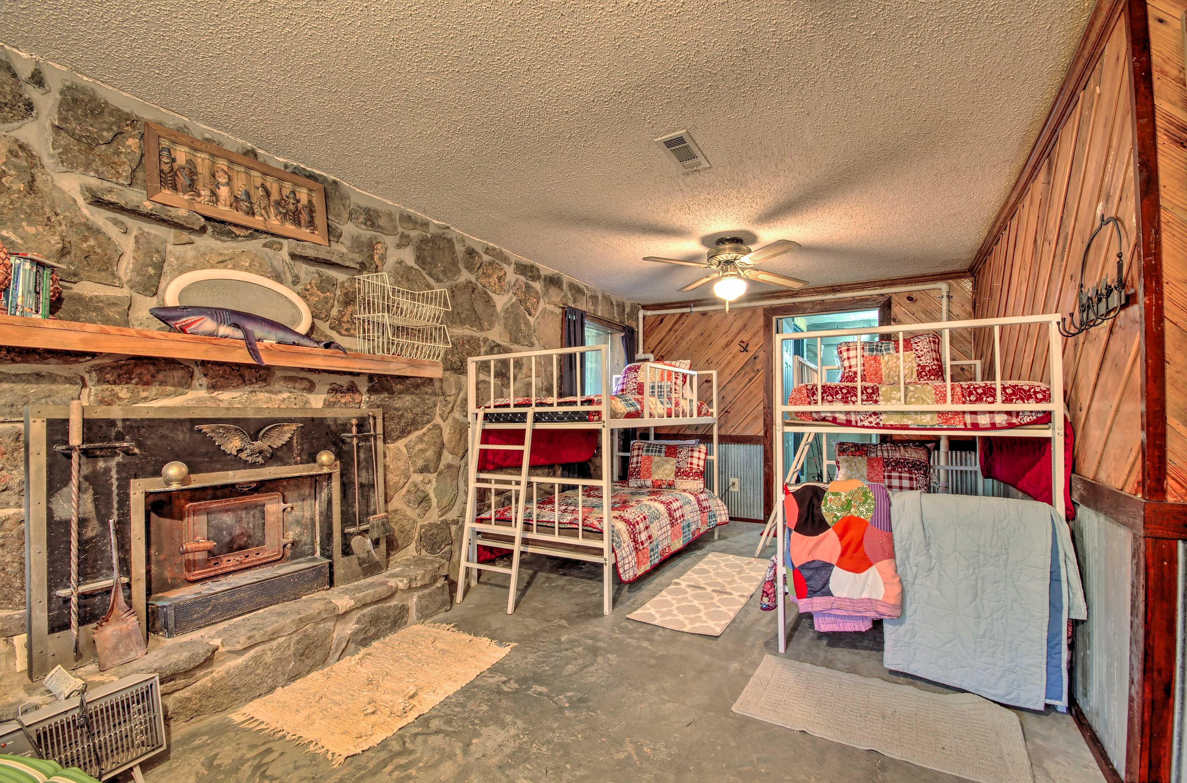 Bedroom 4 | 2 Twin Bunk Beds | Twin Daybed w/ Twin Trundle