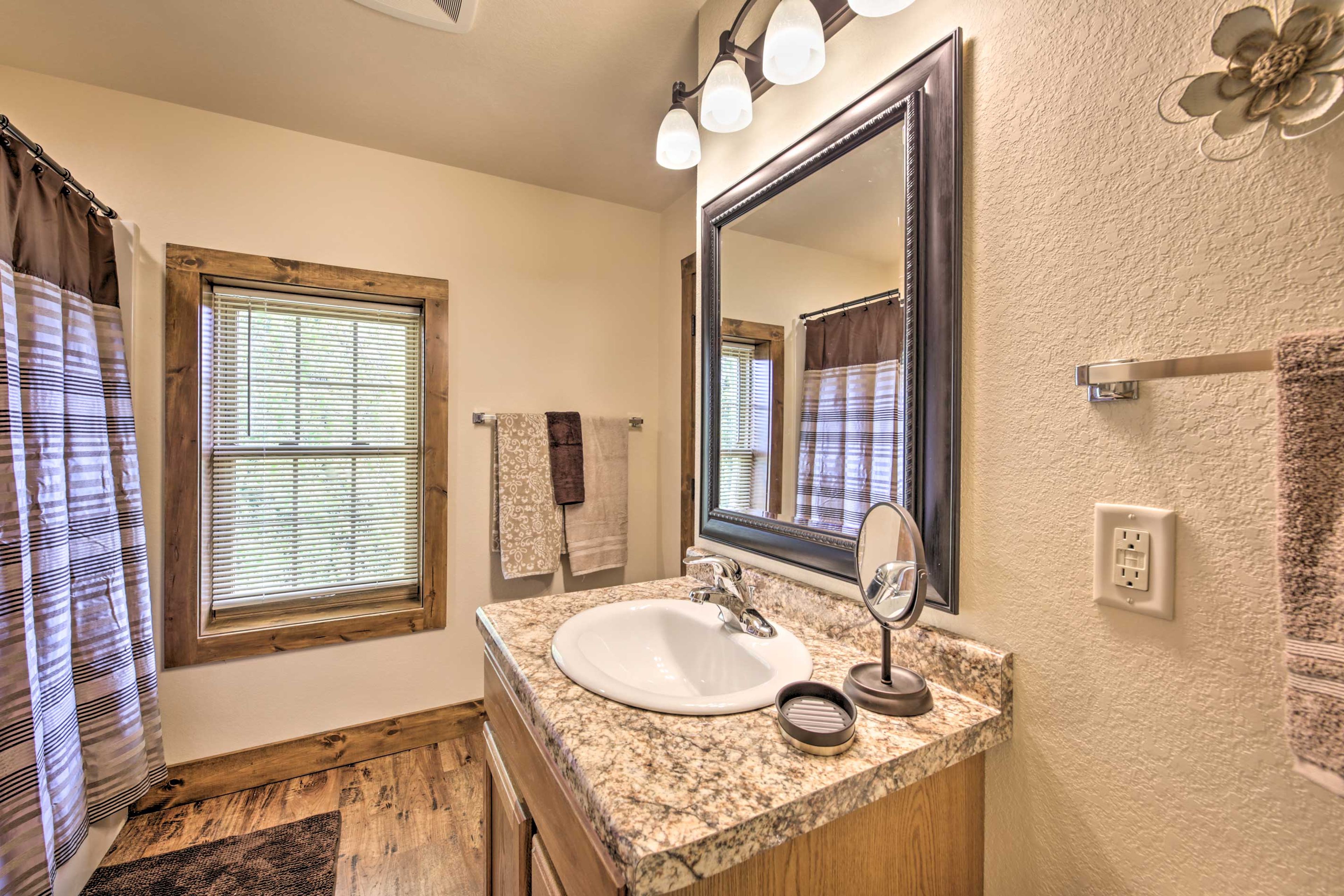 Bathroom | Linens/Towels